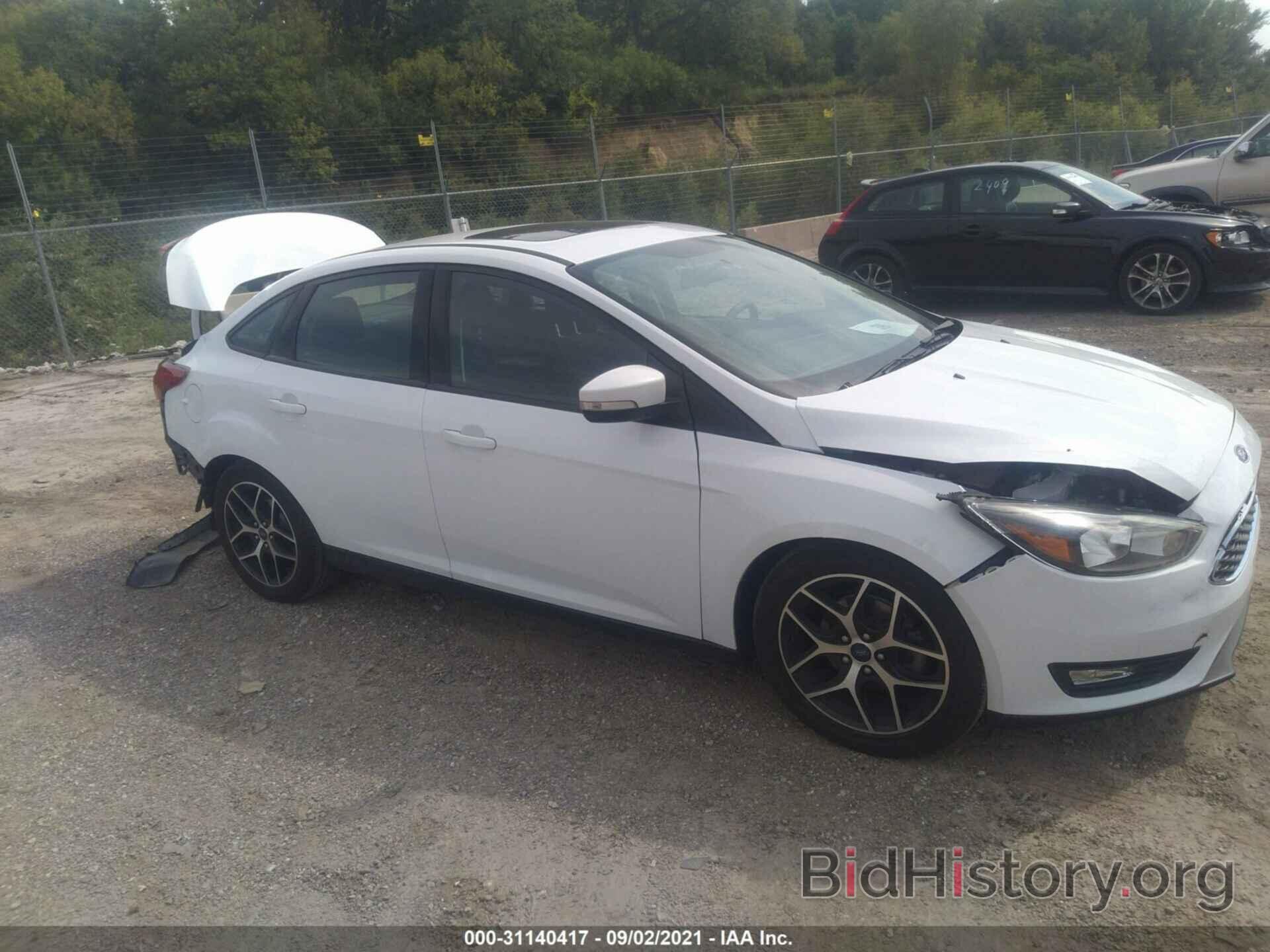 Photo 1FADP3H2XJL202676 - FORD FOCUS 2018