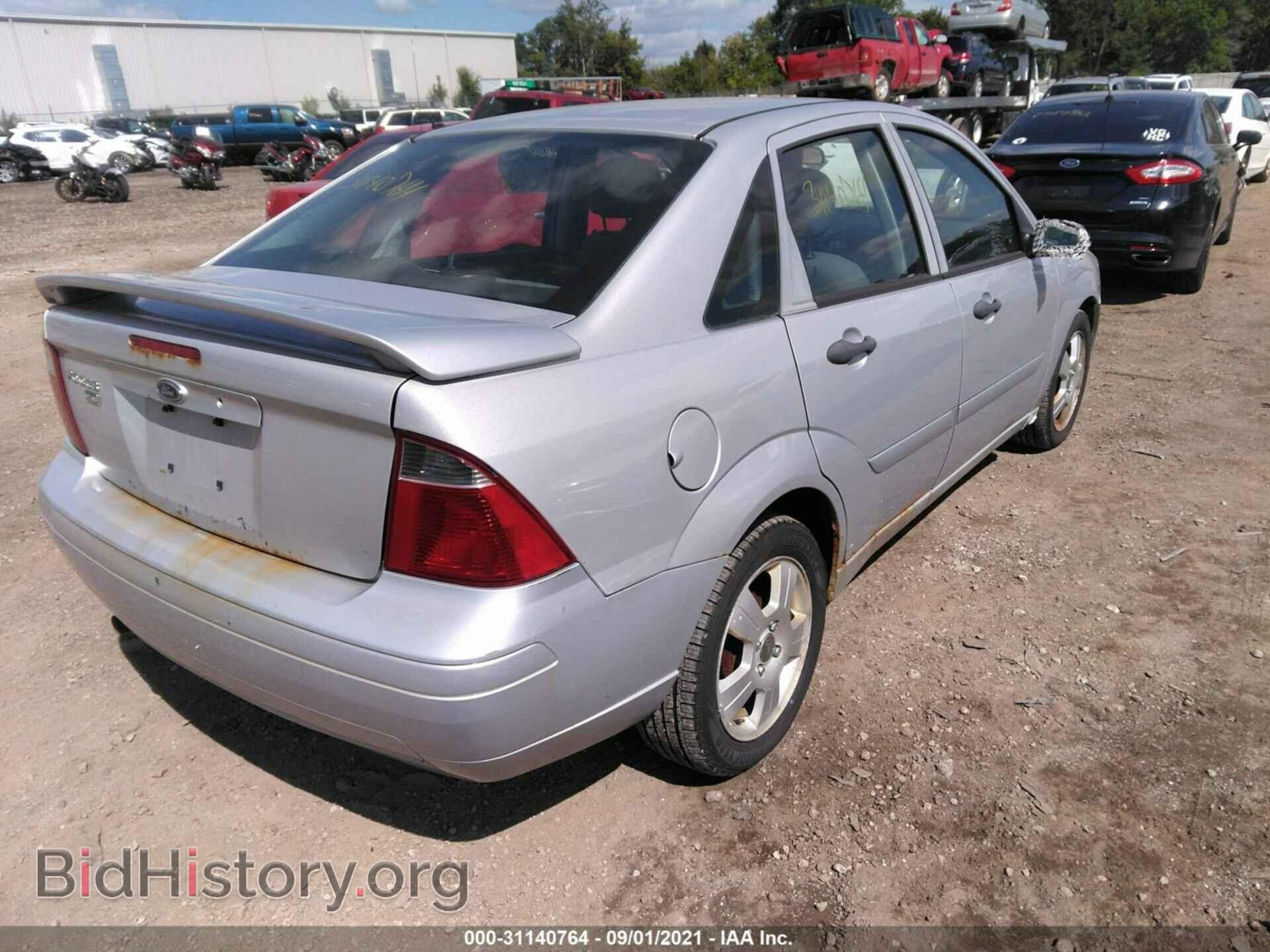 2007 FORD FOCUS - VIN: 1FAHP34N07W356855 - Фото 4