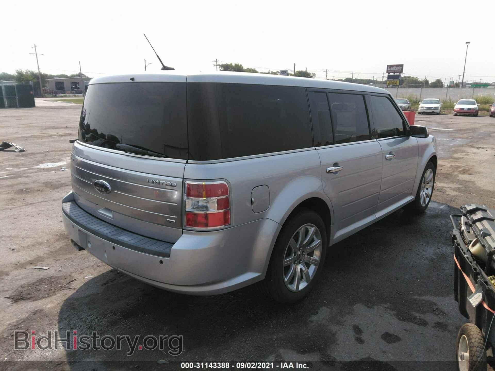 2009 FORD FLEX - VIN: 2FMEK63C69BA21340 - Фото 4