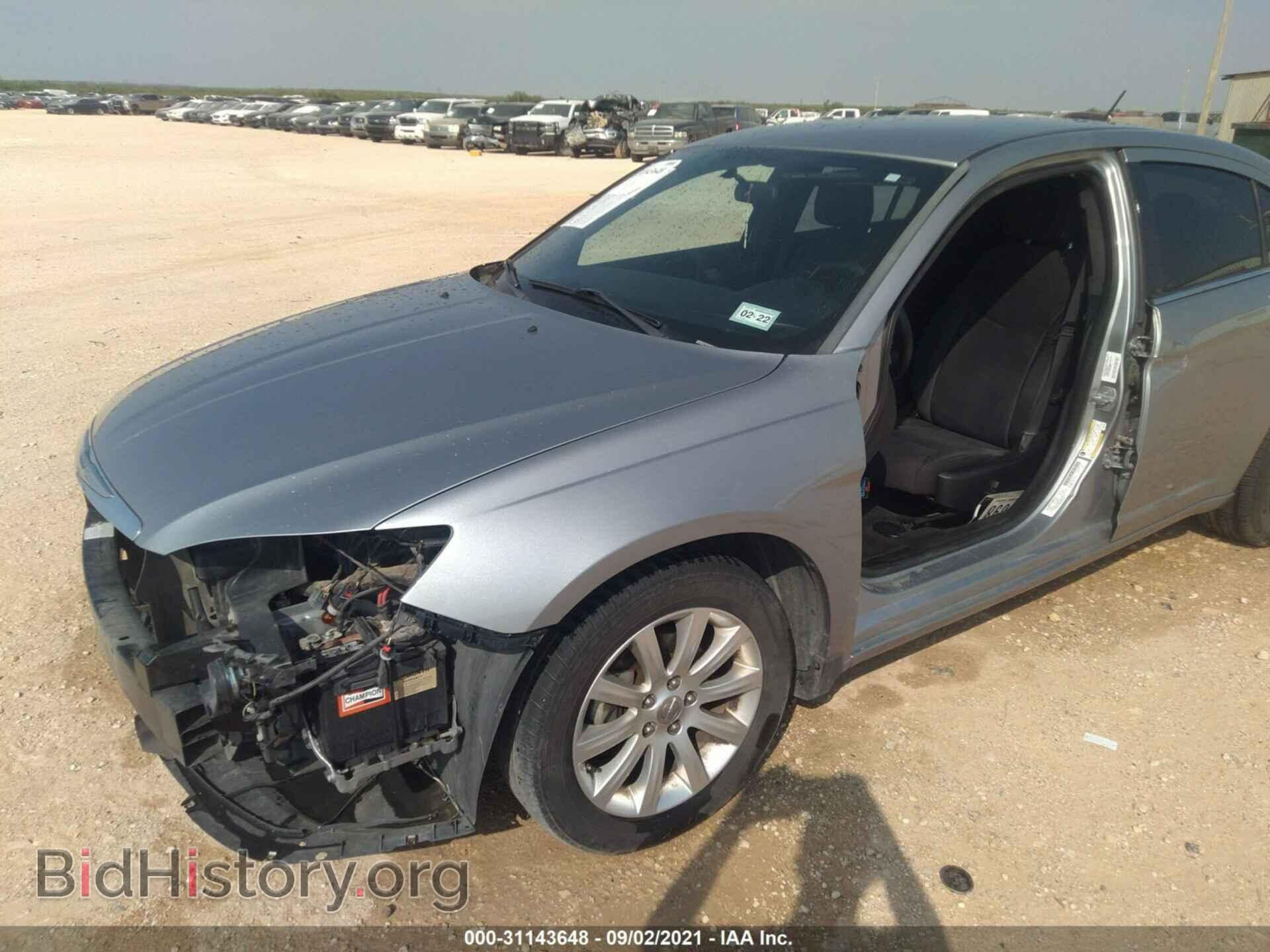 2014 CHRYSLER 200 - VIN: 1C3CCBBB7EN137725 - Фото 6