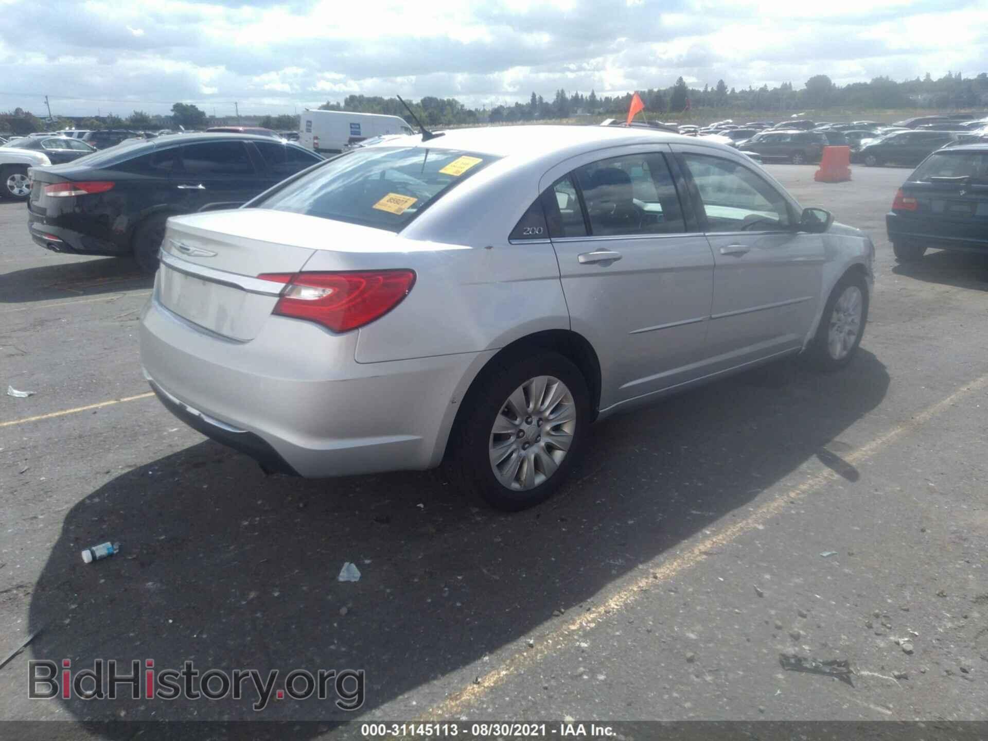 2012 CHRYSLER 200 - VIN: 1C3CCBABXCN205353 - Фото 4