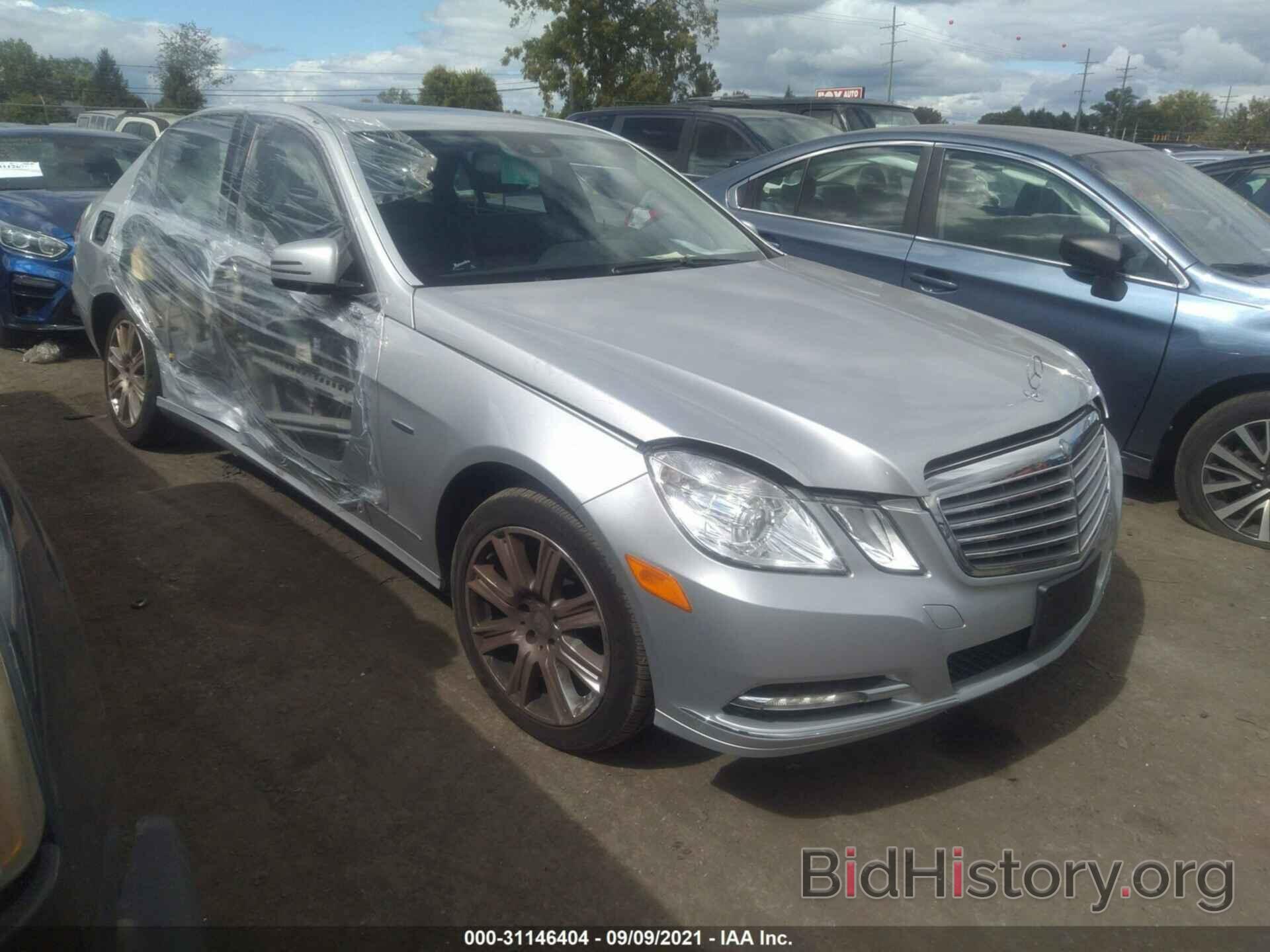 Photo WDDHF8JB0CA624482 - MERCEDES-BENZ E-CLASS 2012