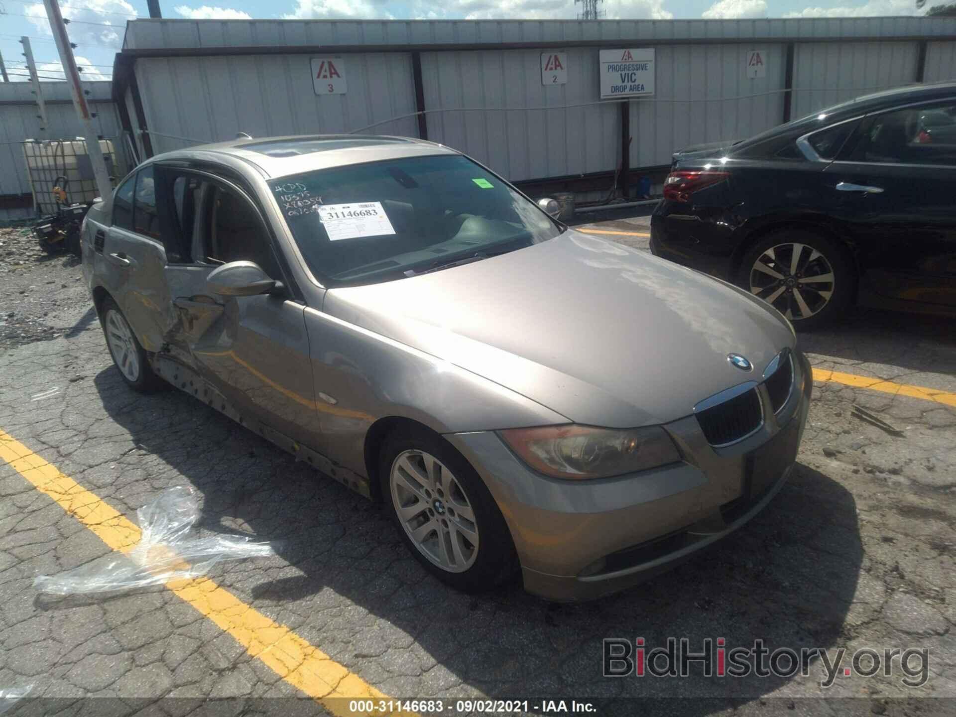 Photo WBAVA33597KX80359 - BMW 3 SERIES 2007