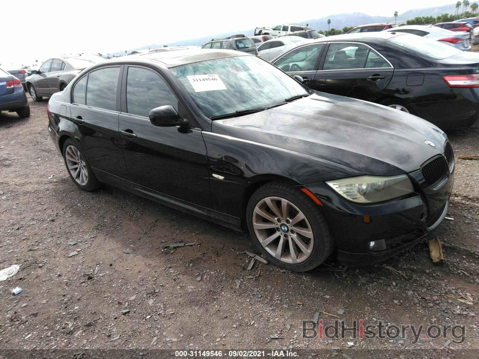Photo WBAPH7G57BNM56145 - BMW 3 SERIES 2011