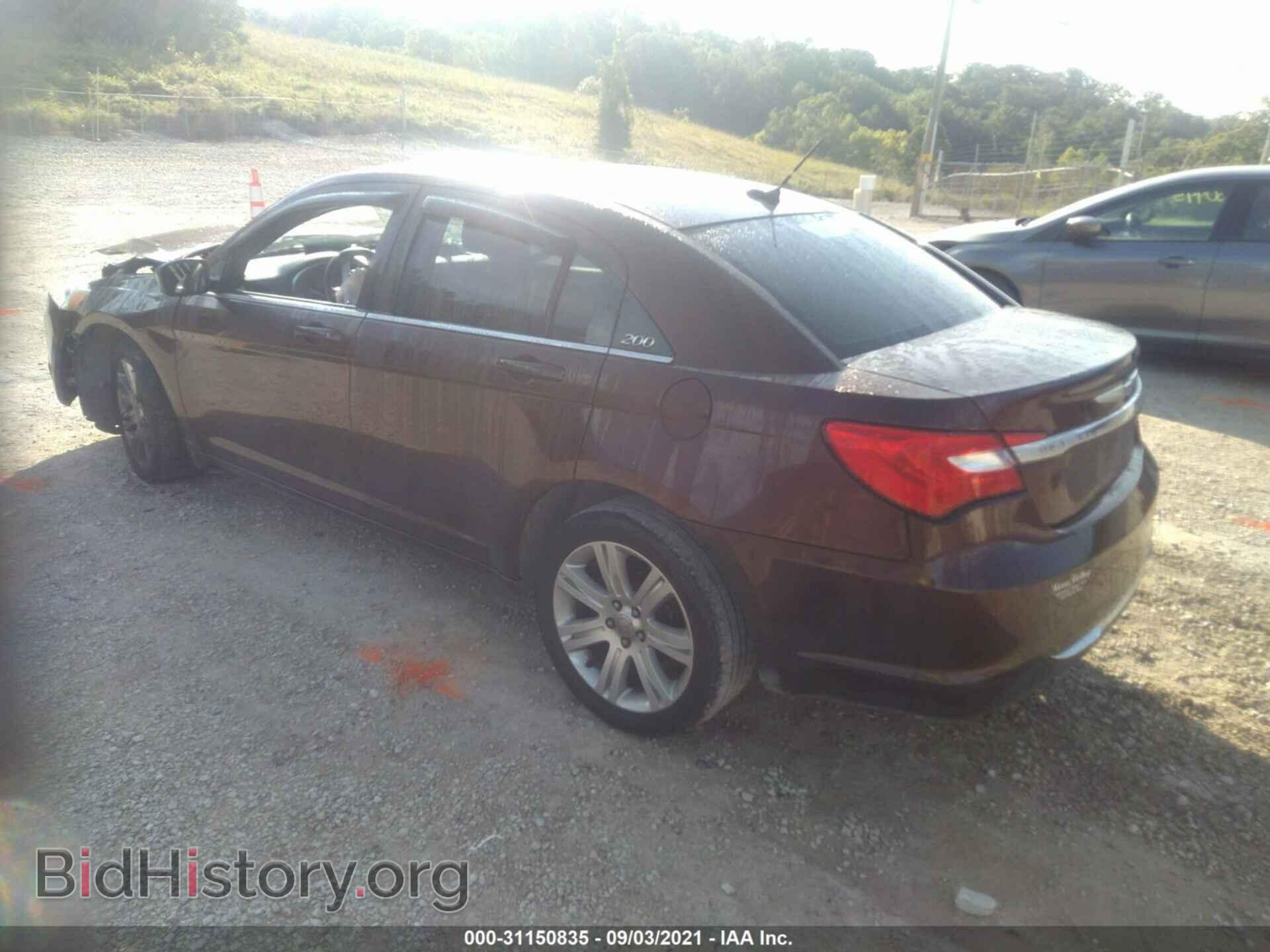 2012 CHRYSLER 200 - VIN: 1C3CCBBB2CN181760 - Фото 3