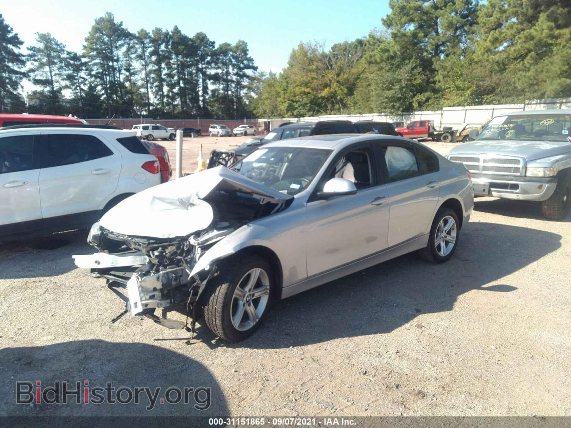 2015 BMW 3 SERIES - VIN: WBA3A5C5XFF608366 - Фото 2