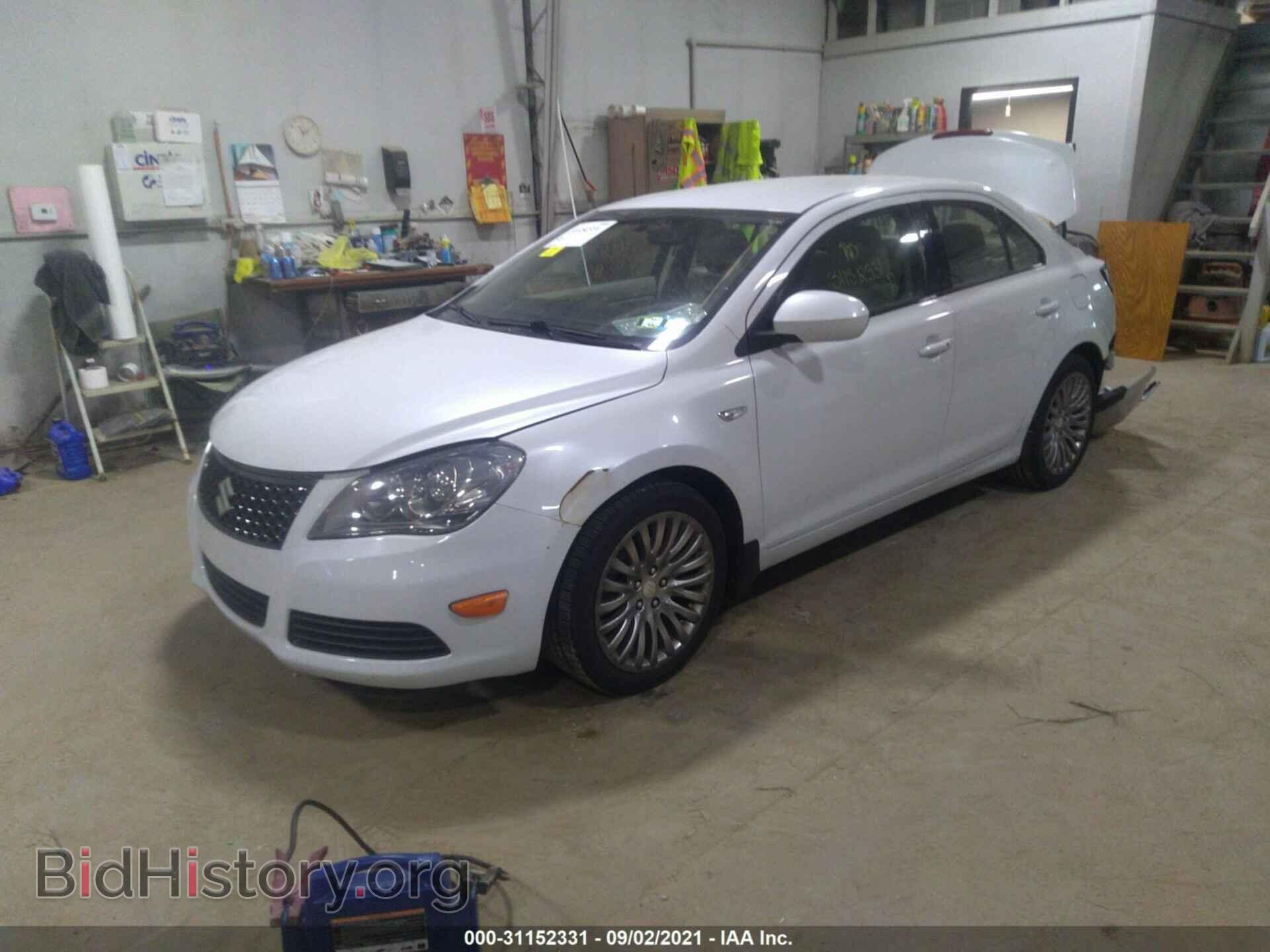 2011 SUZUKI KIZASHI - VIN: JS2RF9A3XB6110983 - Фото 2