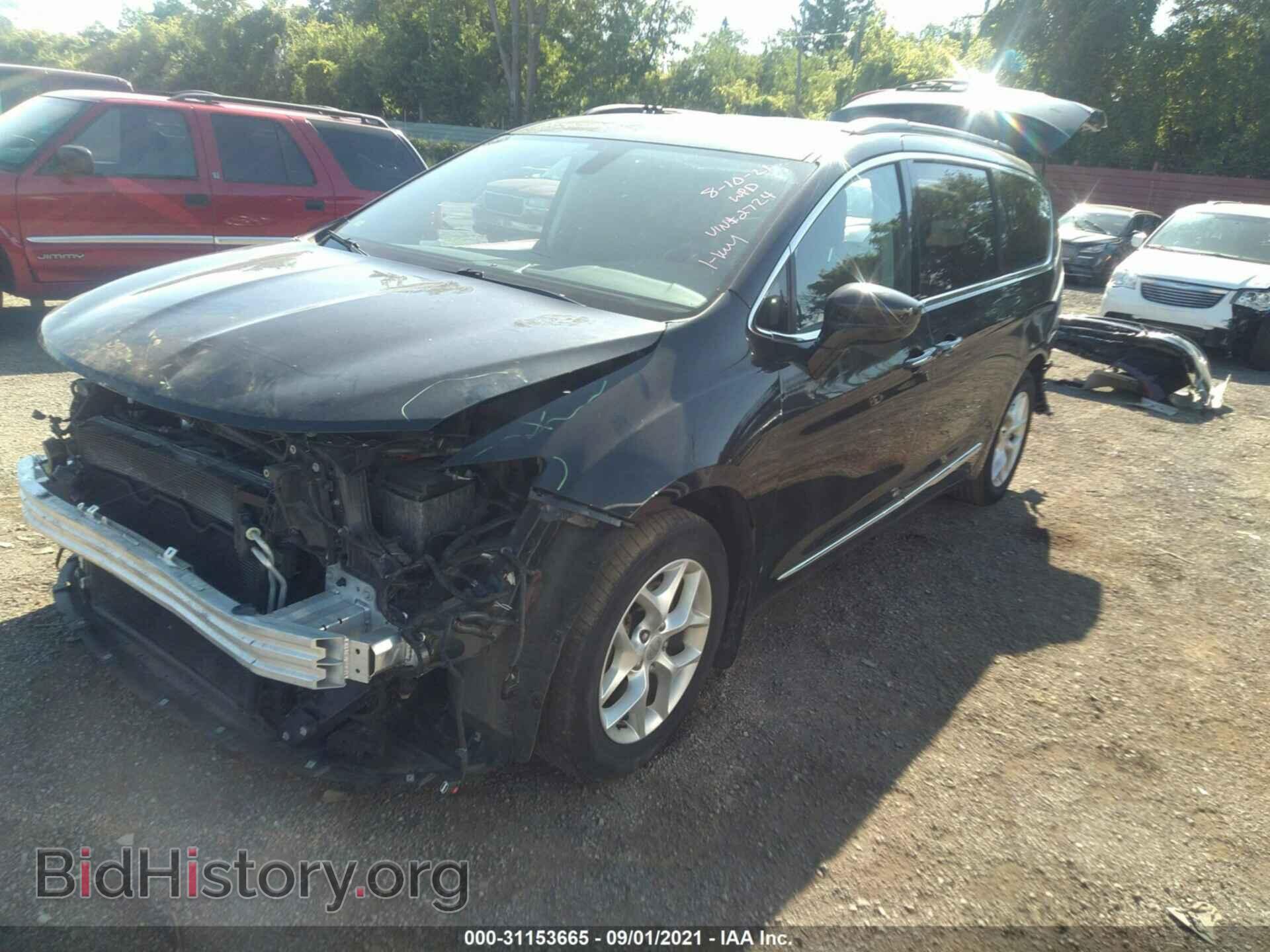 2017 CHRYSLER PACIFICA - VIN: 2C4RC1BG7HR592724 - Фото 2