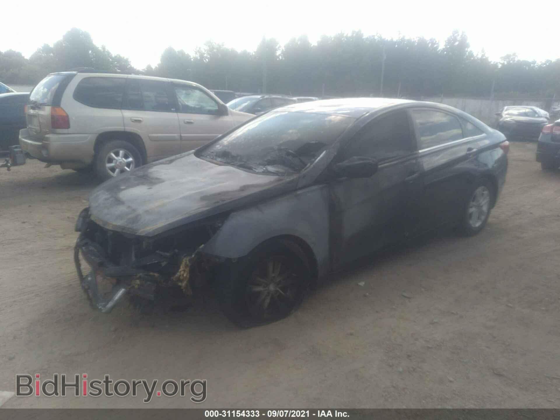 2013 HYUNDAI SONATA - VIN: 5NPEB4AC9DH752076 - Фото 2