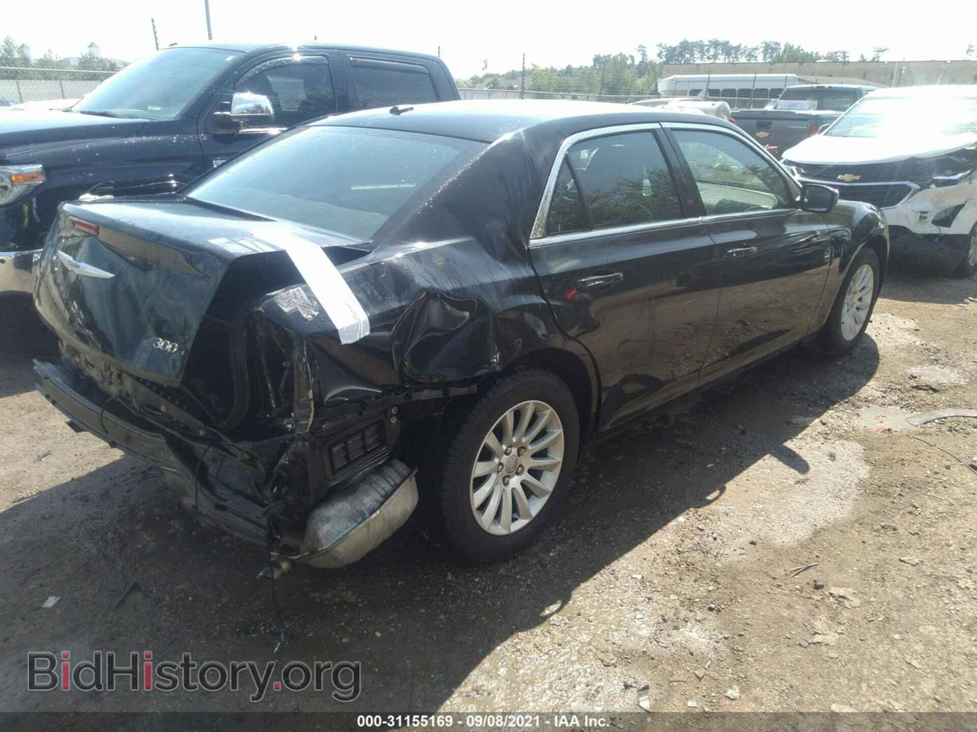 2014 CHRYSLER 300 - VIN: 2C3CCAAG2EH140791 - Photo 4