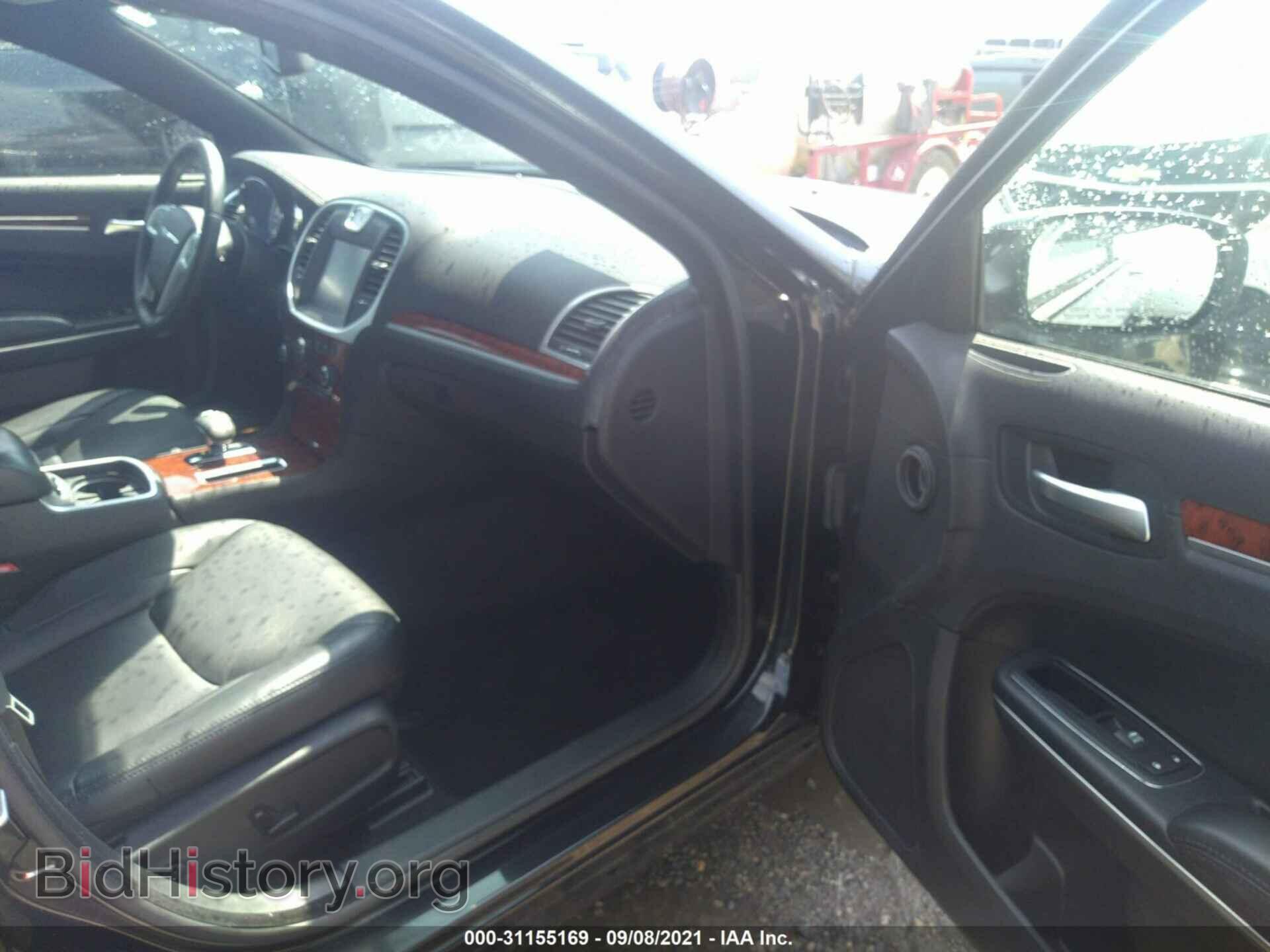 2014 CHRYSLER 300 - VIN: 2C3CCAAG2EH140791 - Photo 5