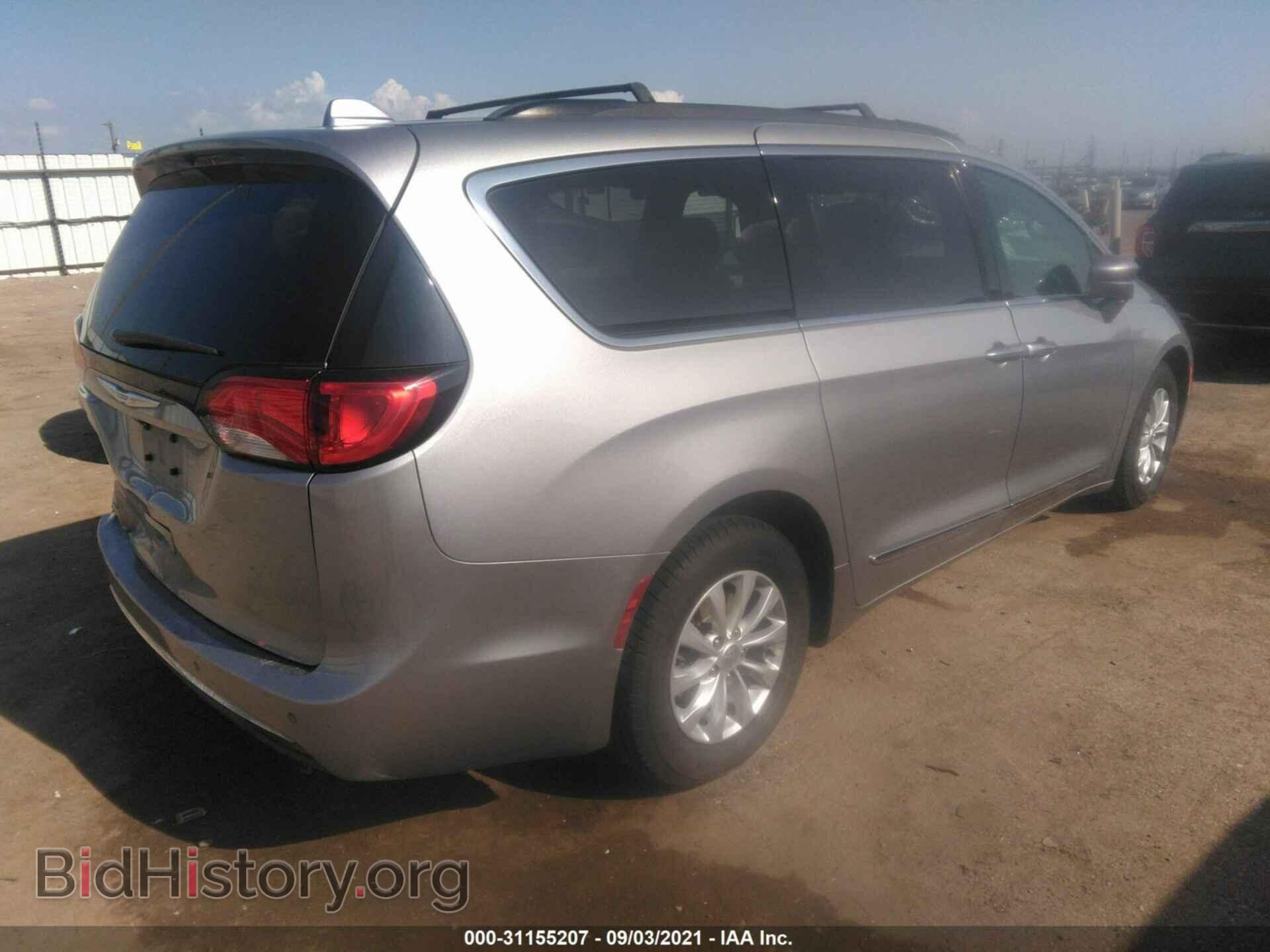 2017 CHRYSLER PACIFICA - VIN: 2C4RC1BG1HR583386 - Photo 4