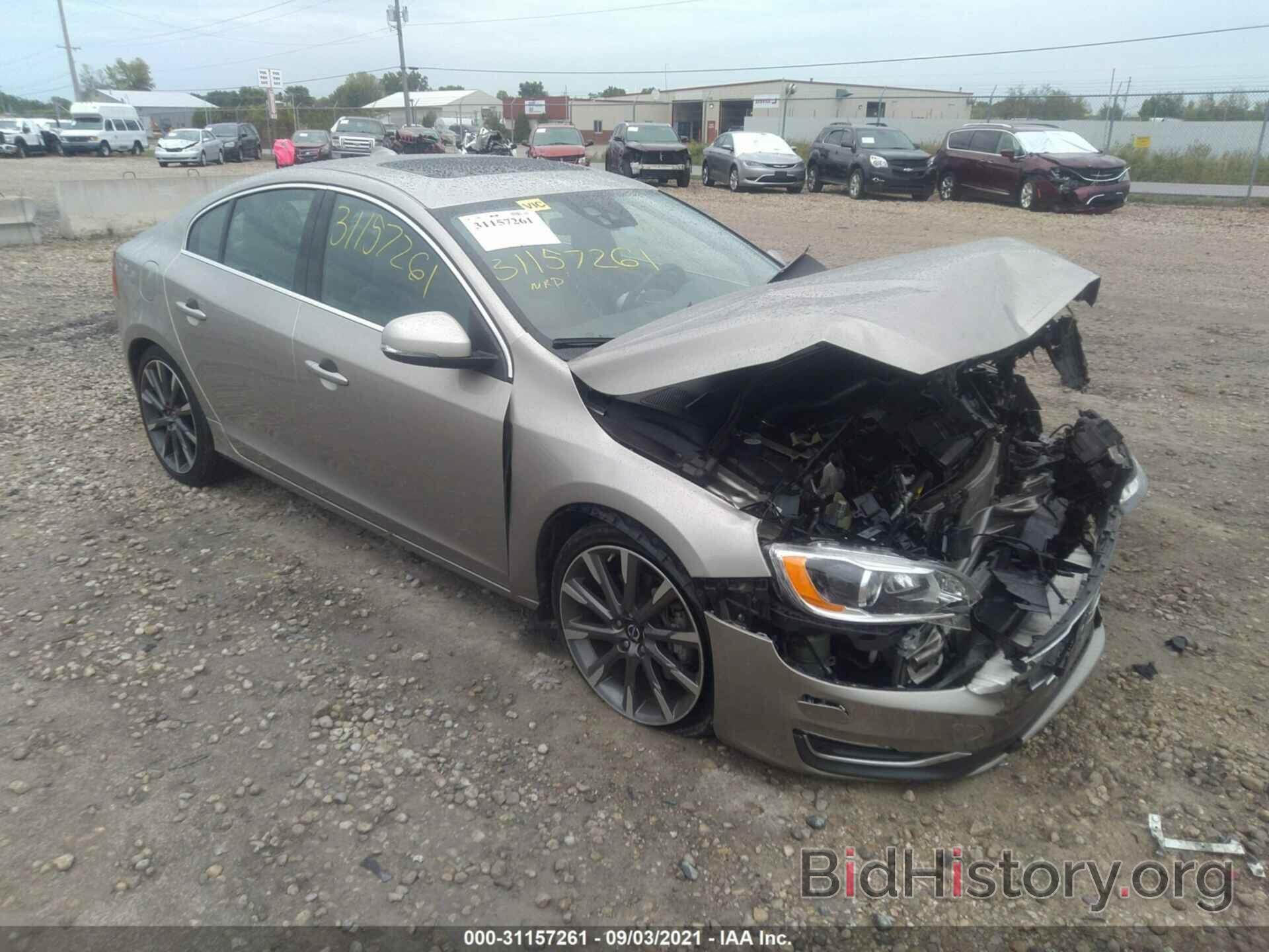 Photo YV1612TMXF1342103 - VOLVO S60 2015