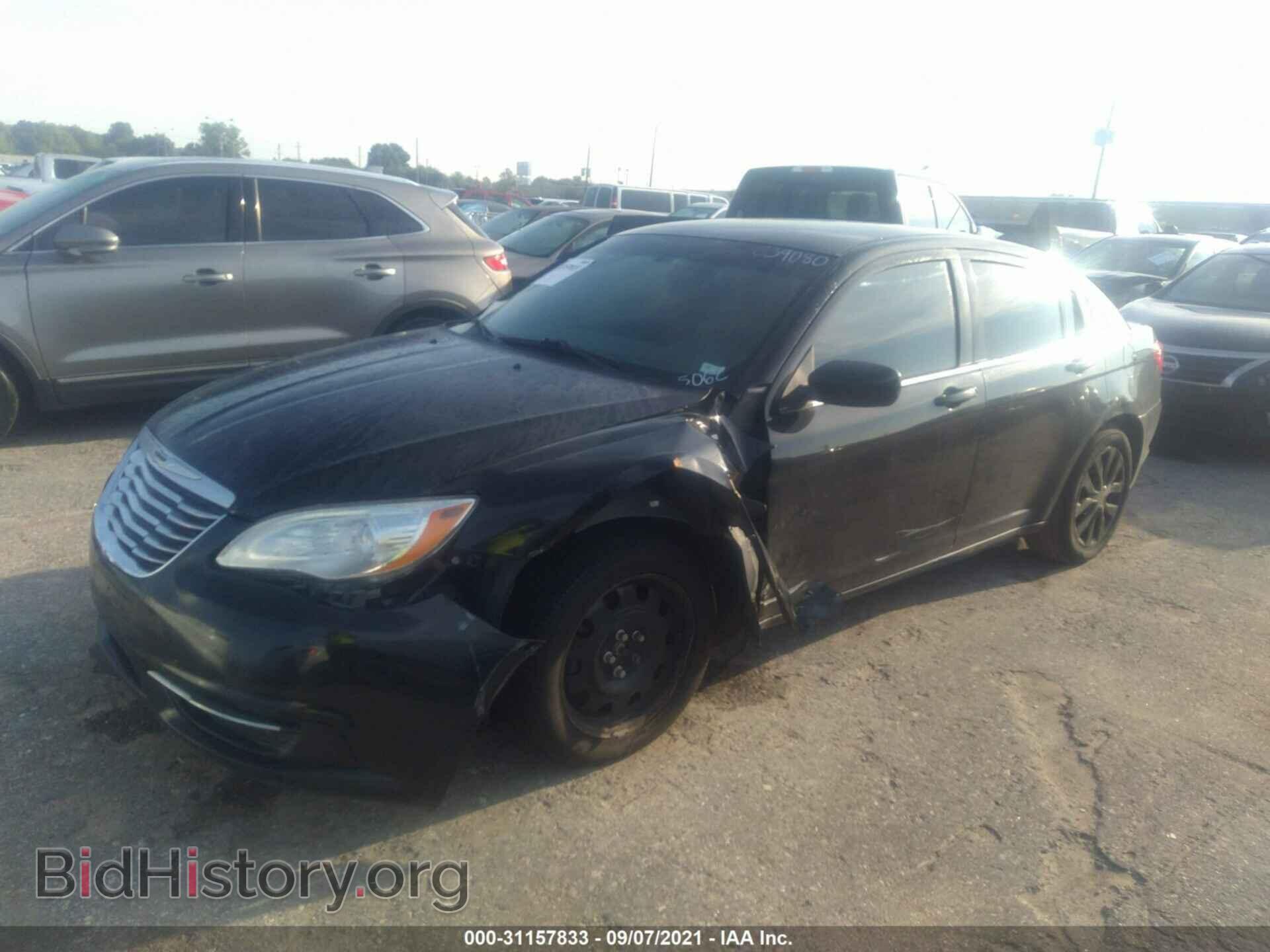2012 CHRYSLER 200 - VIN: 1C3CCBAB4CN125062 - Фото 2