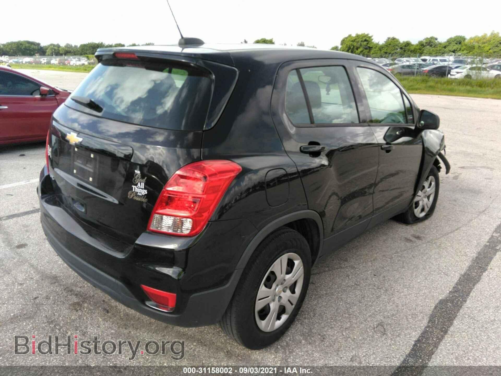 2017 CHEVROLET TRAX - VIN: 3GNCJKSB3HL190855 - Фото 4
