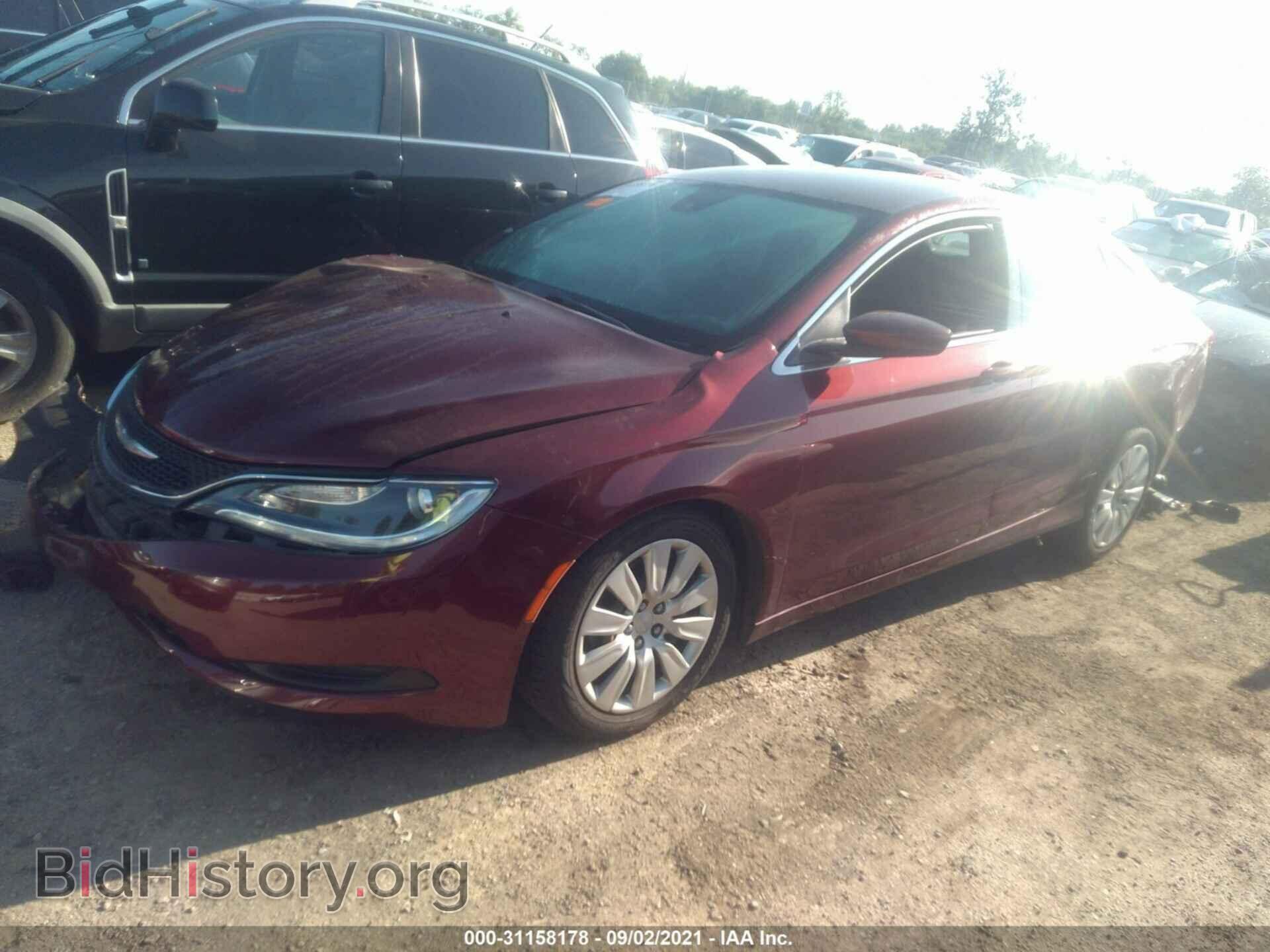 2016 CHRYSLER 200 - VIN: 1C3CCCFB7GN114142 - Фото 2