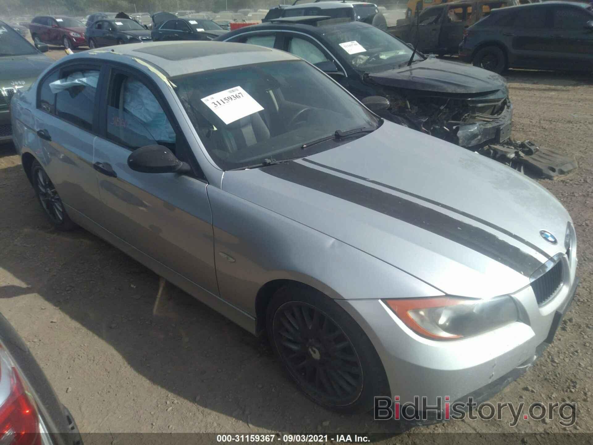 Photo WBAVA33517KX82977 - BMW 3 SERIES 2007