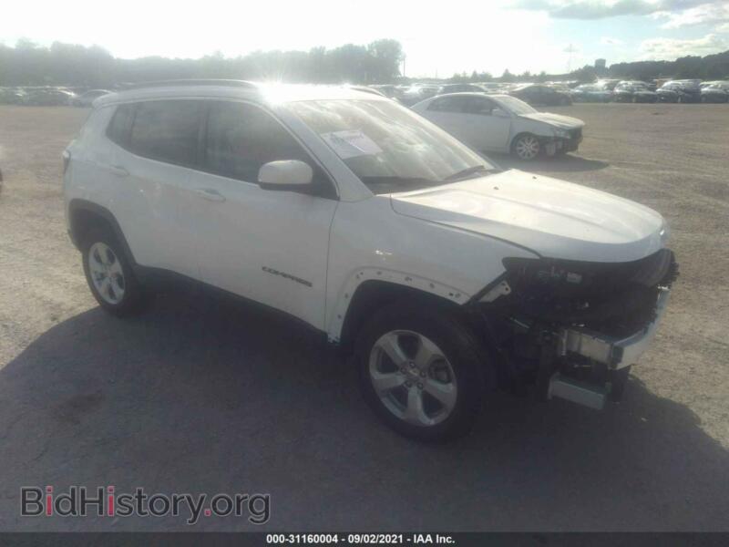 2021 Jeep COMPASS Latitude (VIN 3C4NJDBB5MT551624) — фото 1 из 11, IAAI, повреждение: левая передняя часть