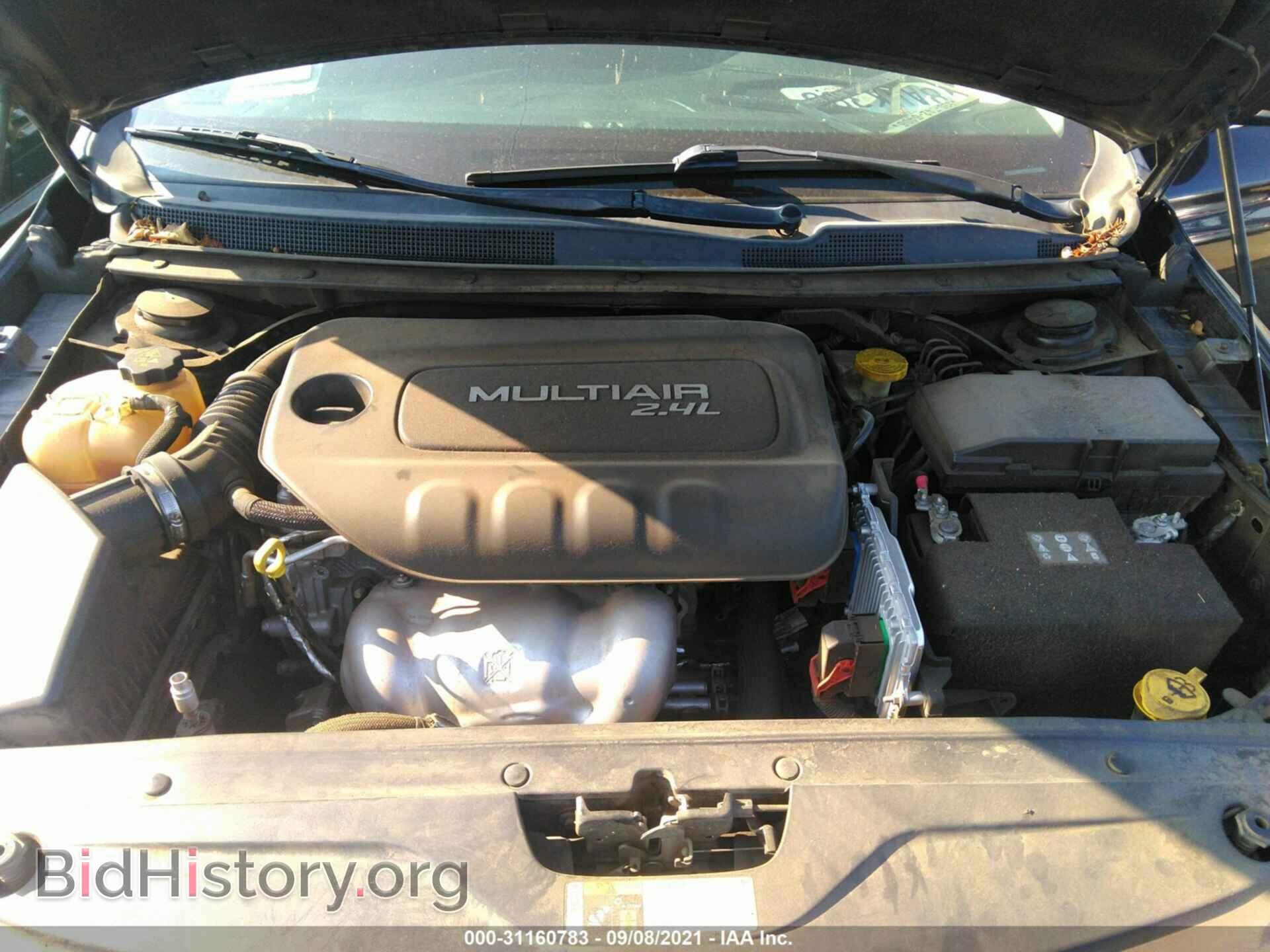 2016 CHRYSLER 200 - VIN: 1C3CCCAB4GN159045 - Фото 10