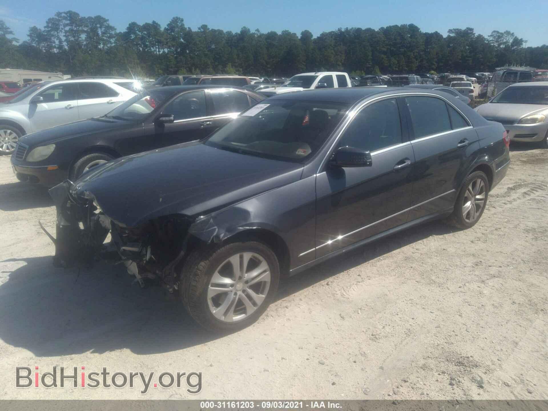 2011 MERCEDES-BENZ E-CLASS - VIN: WDDHF8HB4BA396250 - Фото 2