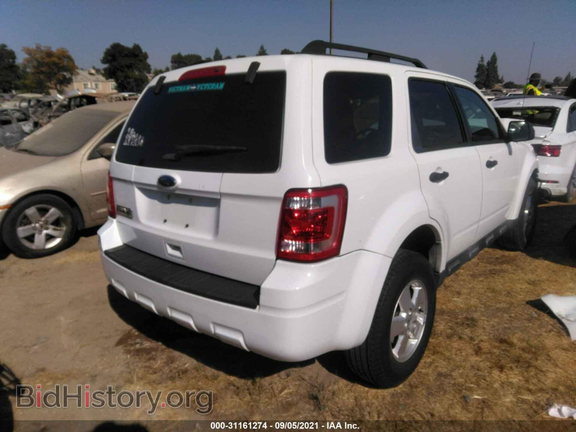 2011 FORD ESCAPE - VIN: 1FMCU0D79BKB74631 - Фото 4