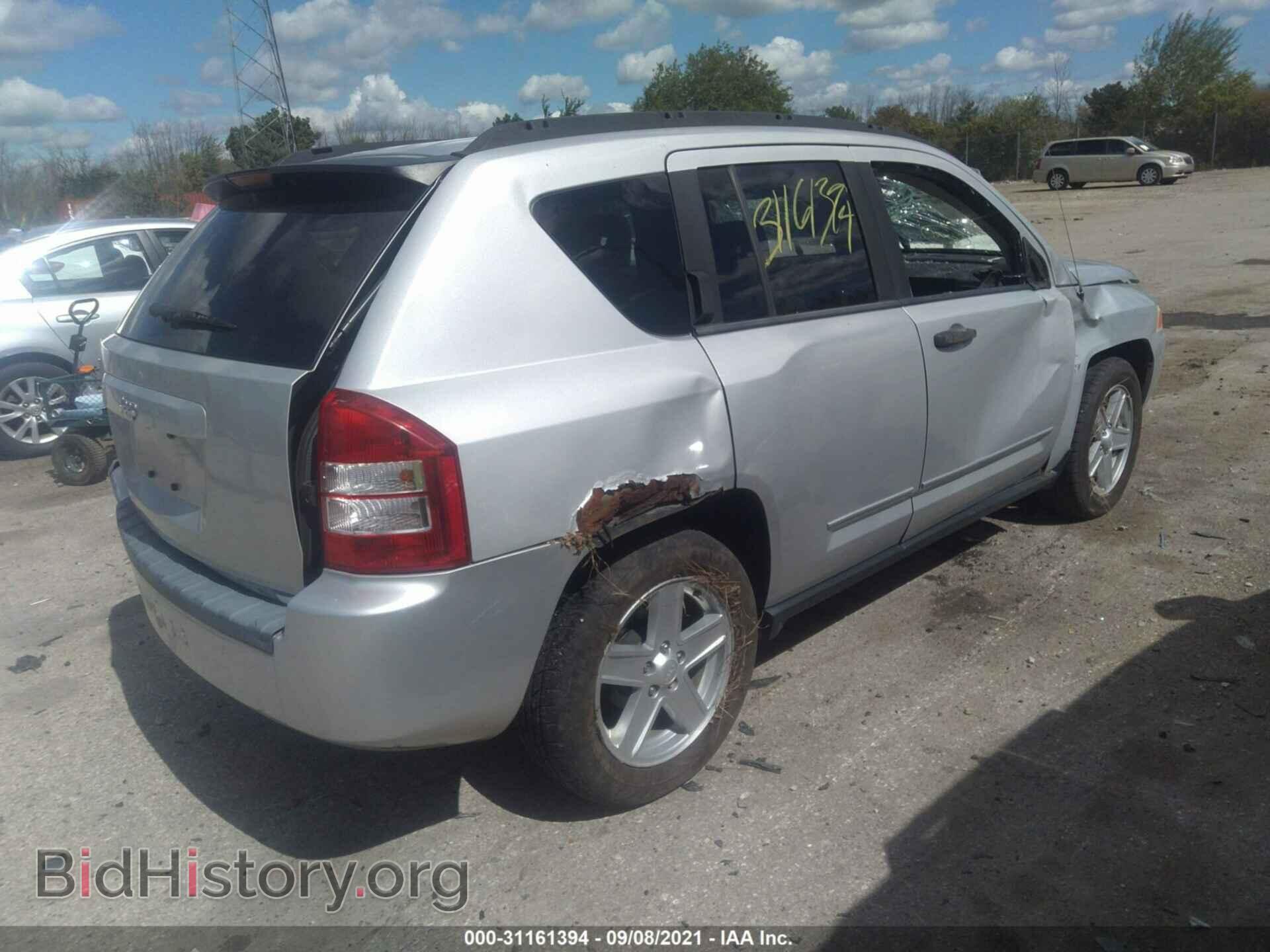 2008 JEEP COMPASS - VIN: 1J8FF47W08D635954 - Фото 4