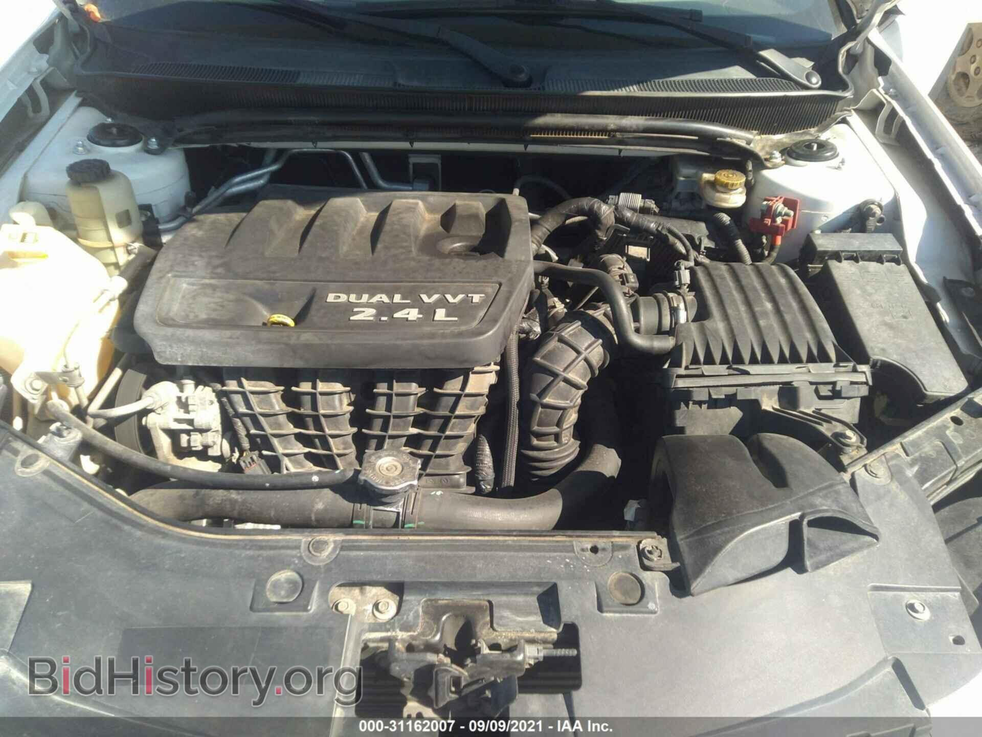 2012 CHRYSLER 200 - VIN: 1C3CCBBB5CN130351 - Photo 10