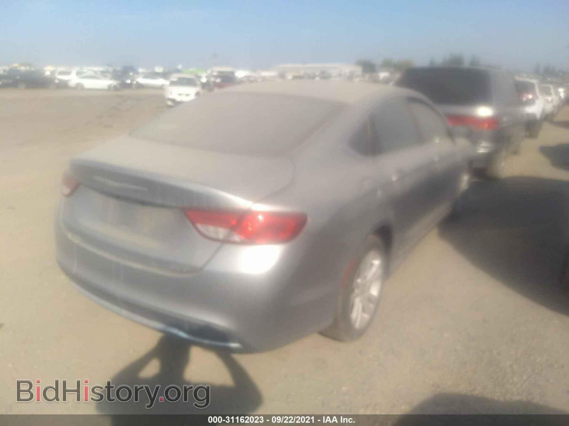 2016 CHRYSLER 200 - VIN: 1C3CCCAB2GN163837 - Фото 4