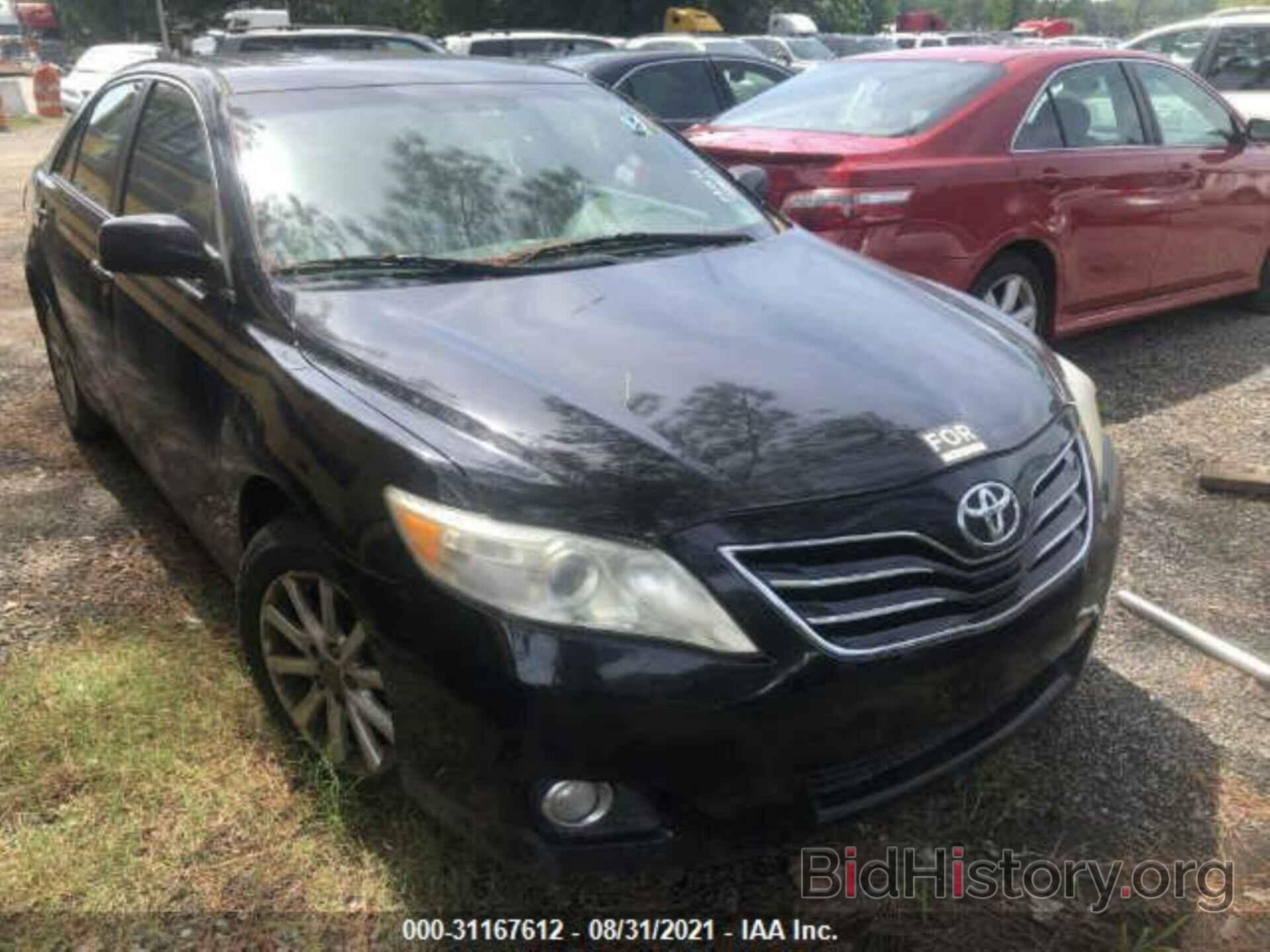 Photo 4T4BF3EK0BR164963 - TOYOTA CAMRY 2011