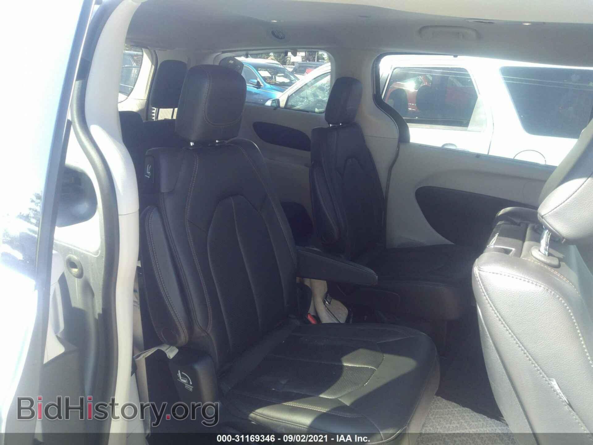 2017 CHRYSLER PACIFICA - VIN: 2C4RC1EG1HR708608 - Photo 8