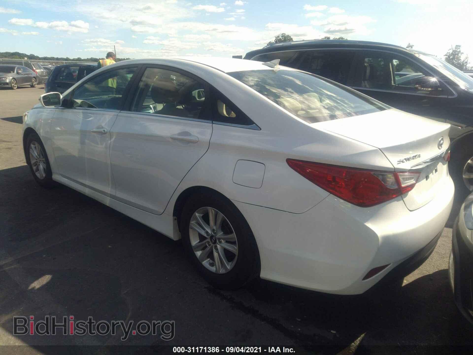 2014 HYUNDAI SONATA - VIN: 5NPEB4AC0EH864119 - Фото 3
