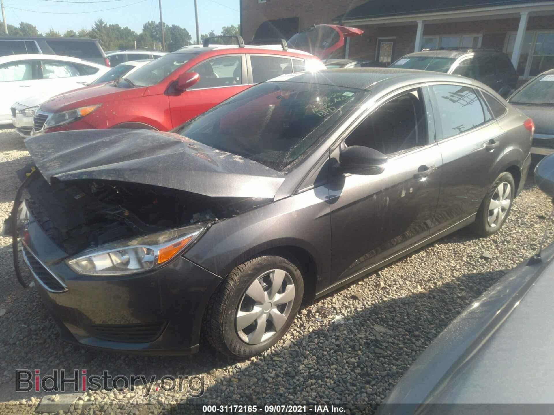 2017 FORD FOCUS - VIN: 1FADP3E26HL338835 - Photo 2