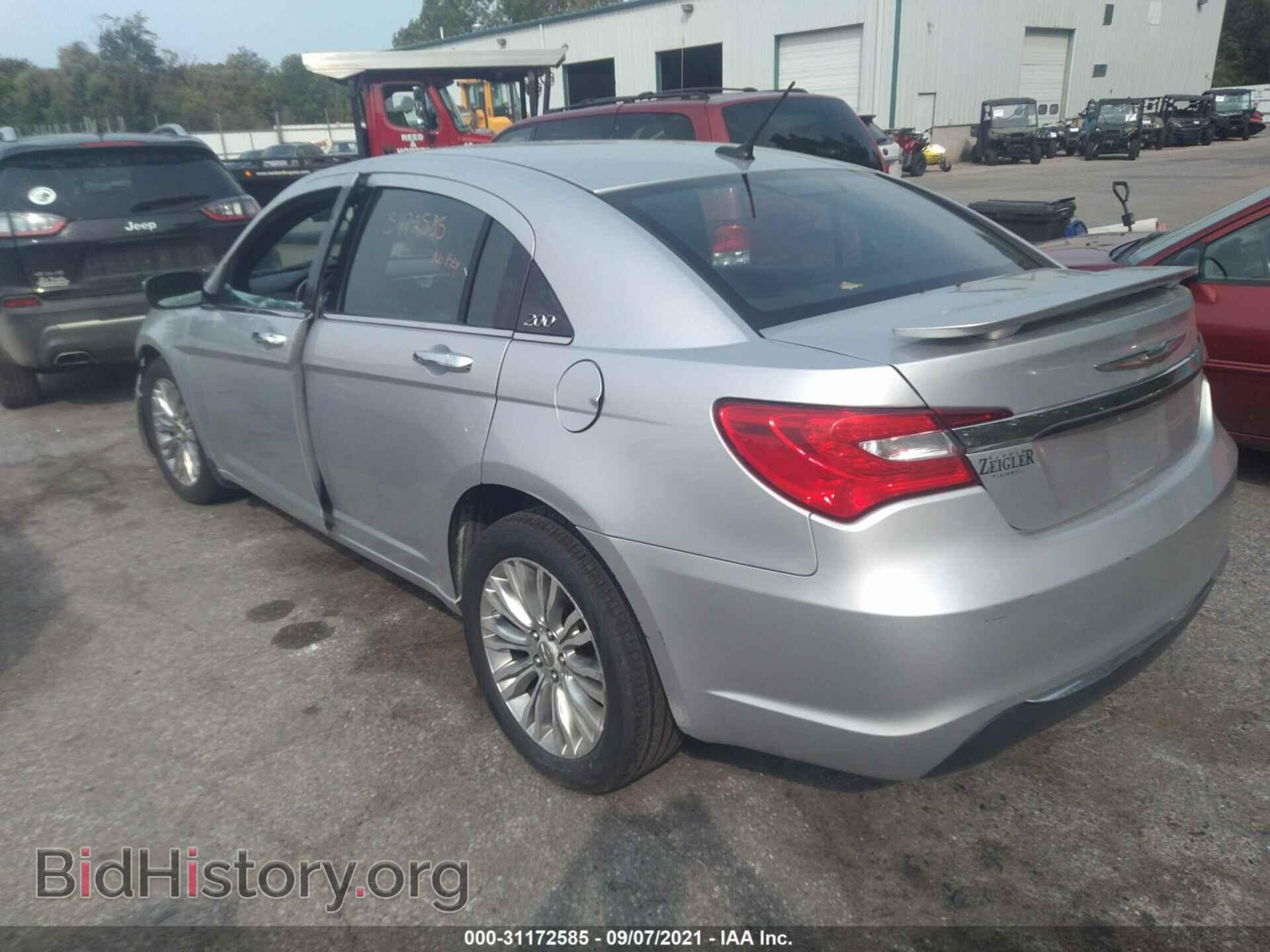 2012 CHRYSLER 200 - VIN: 1C3CCBCB3CN250793 - Фото 3