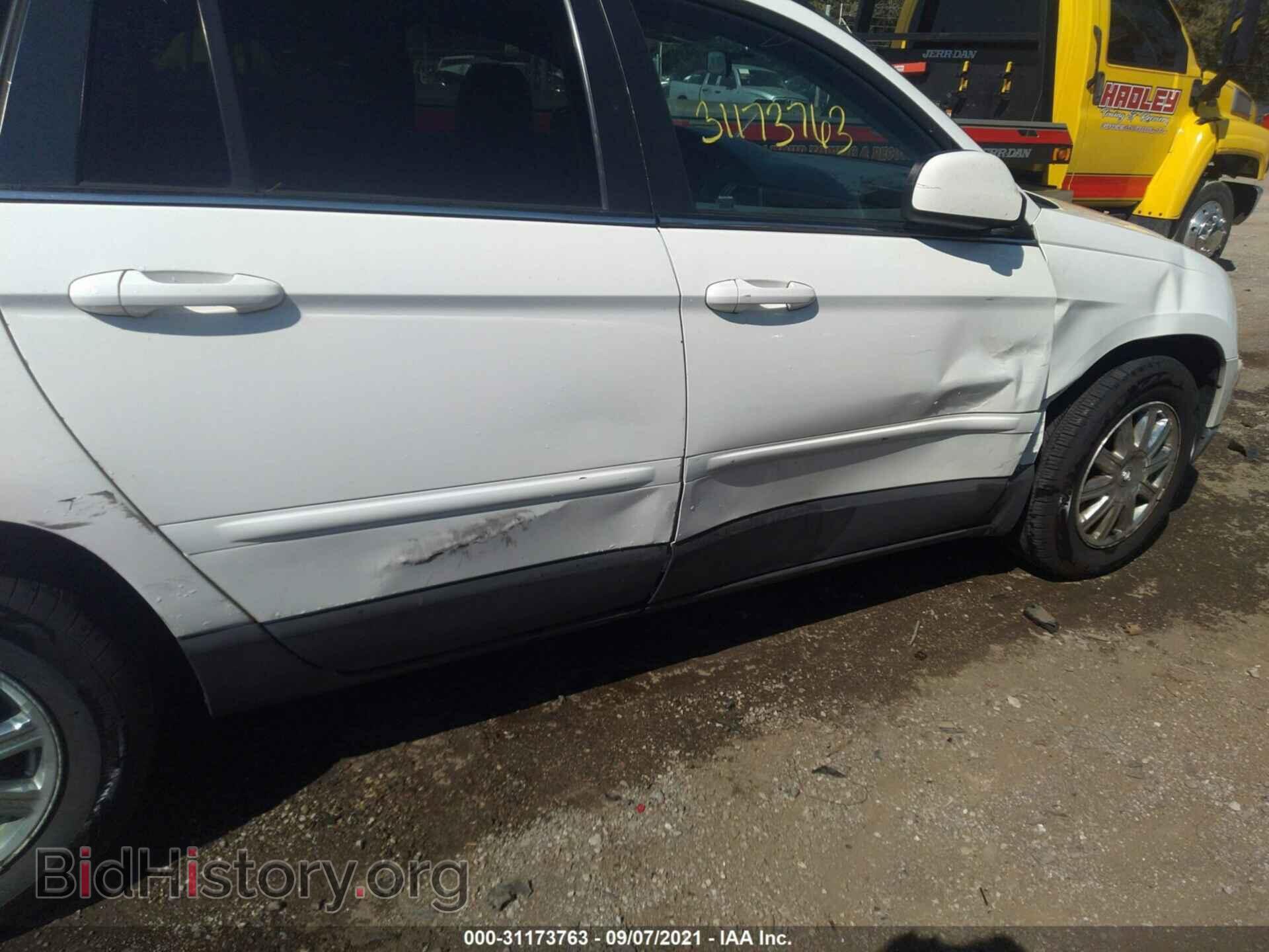 2007 CHRYSLER PACIFICA - VIN: 2A8GM68X47R163007 - Фото 6