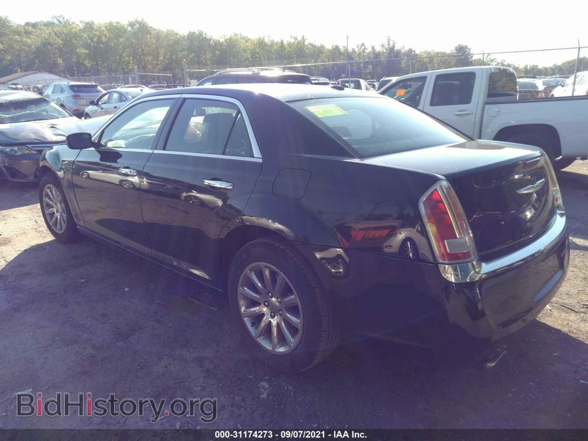 2014 CHRYSLER 300 - VIN: 2C3CCAEG5EH382467 - Фото 3