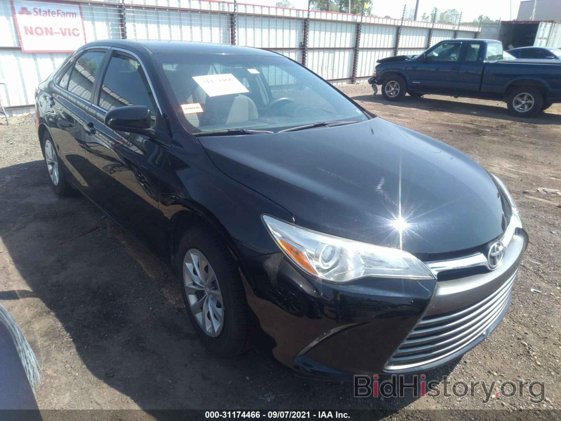 Photo 4T4BF1FK2FR465968 - TOYOTA CAMRY 2015
