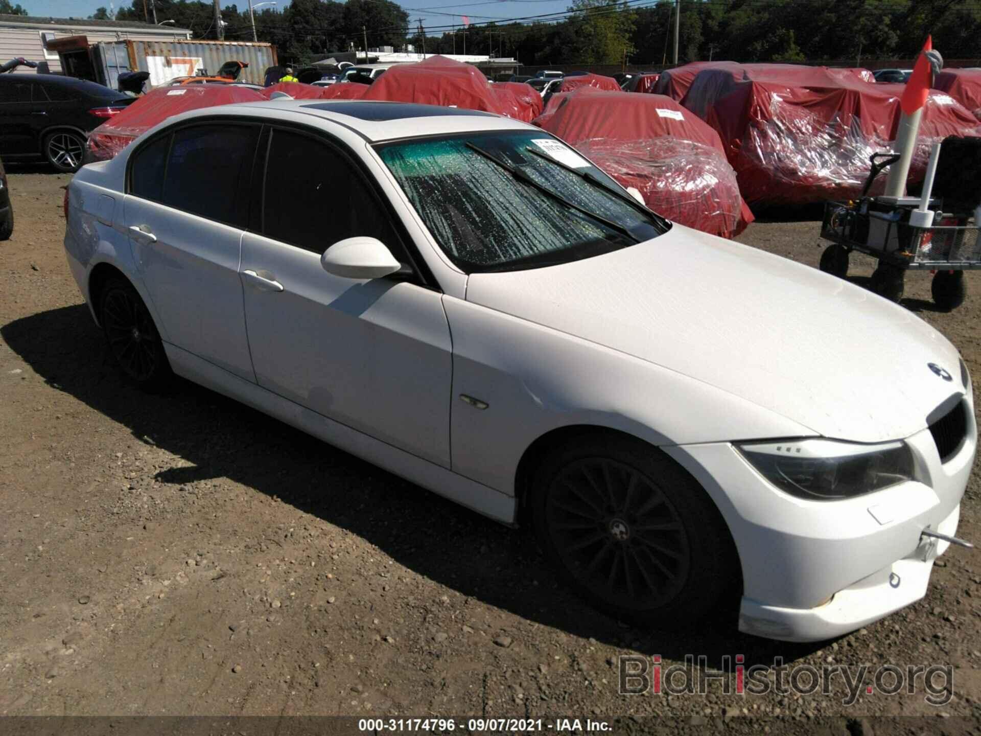 Photo WBAVC93578K039111 - BMW 3 SERIES 2008