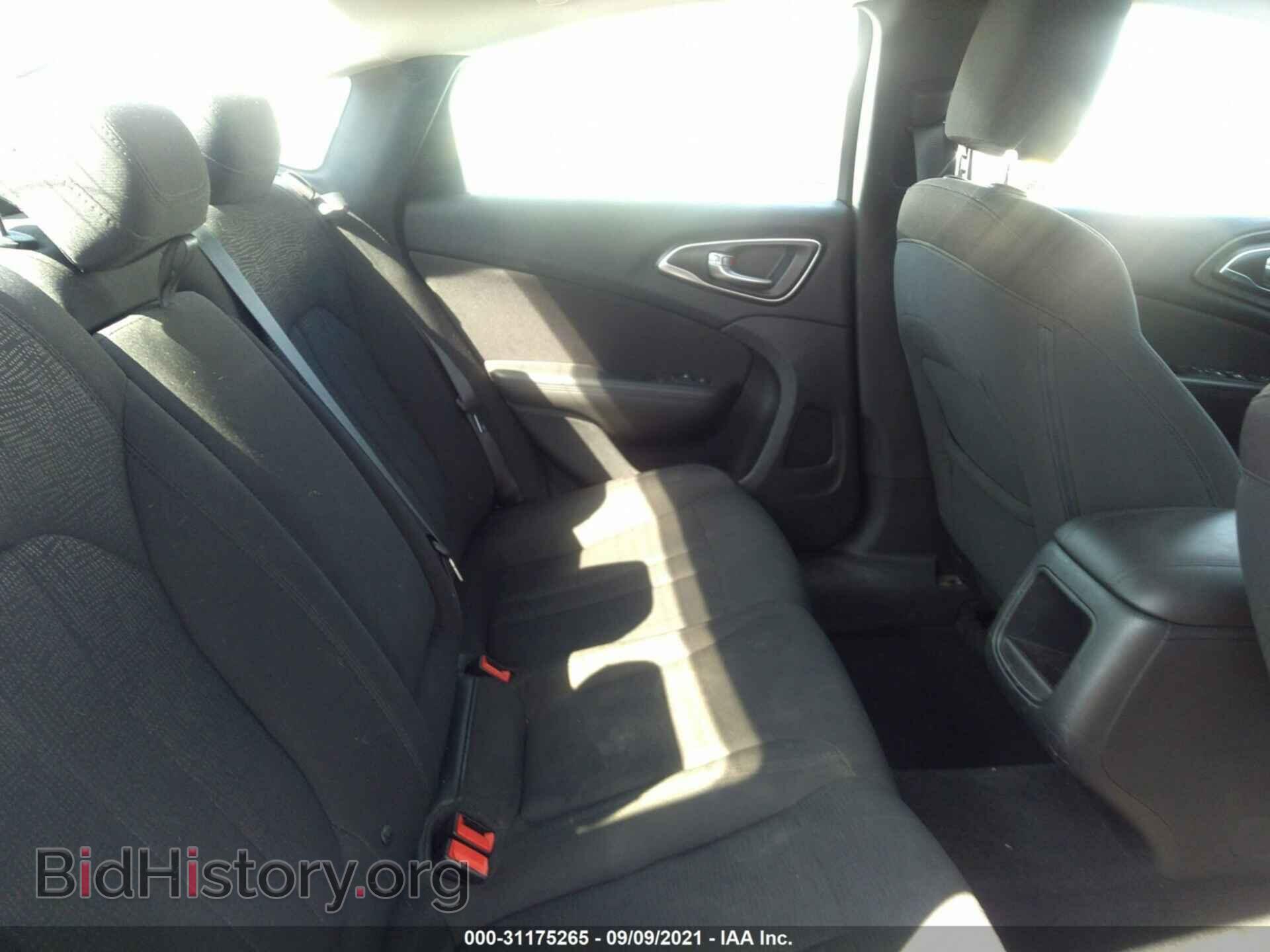 2016 CHRYSLER 200 - VIN: 1C3CCCAB5GN150709 - Фото 8