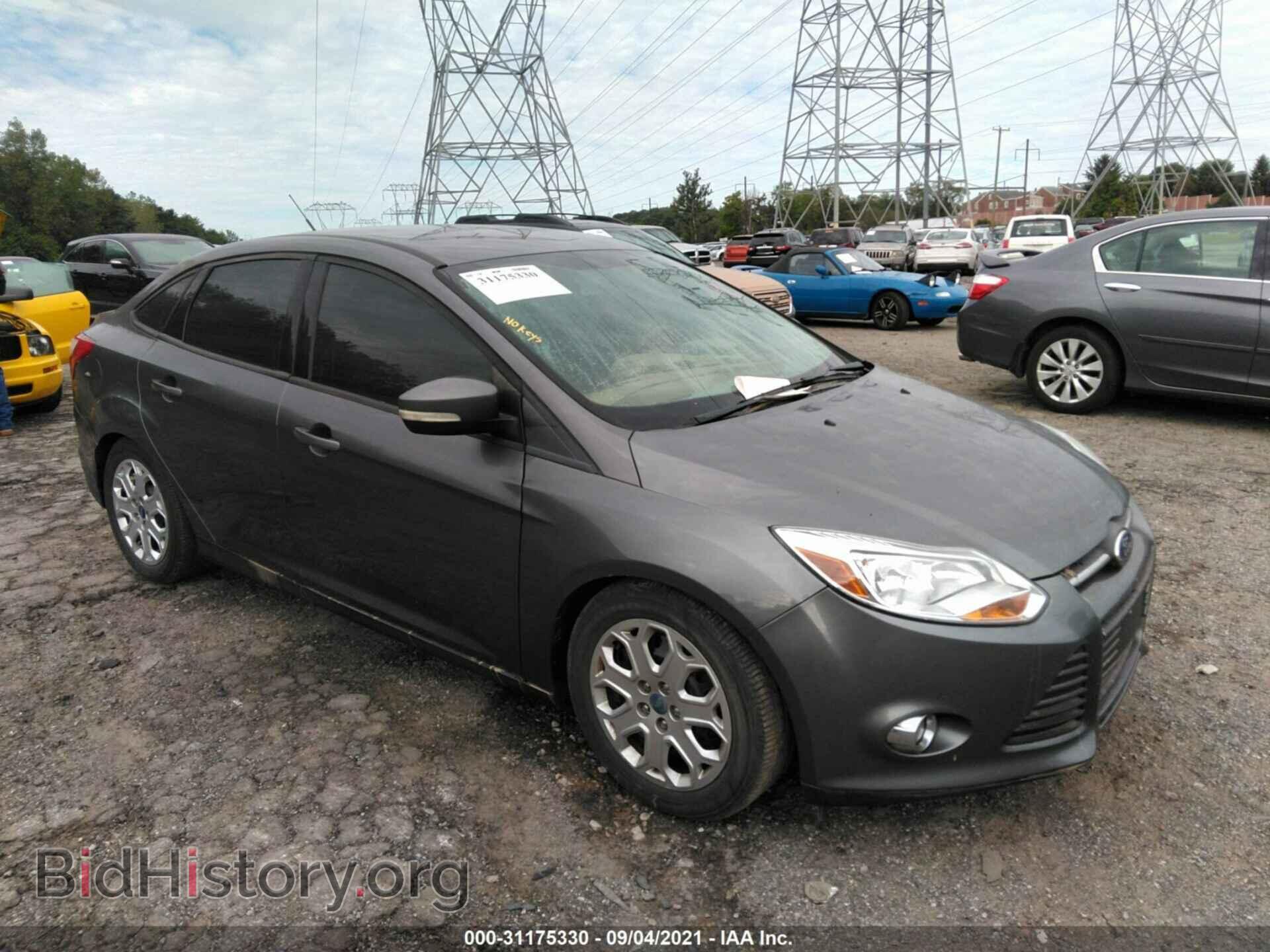Photo 1FAHP3F29CL125158 - FORD FOCUS 2012