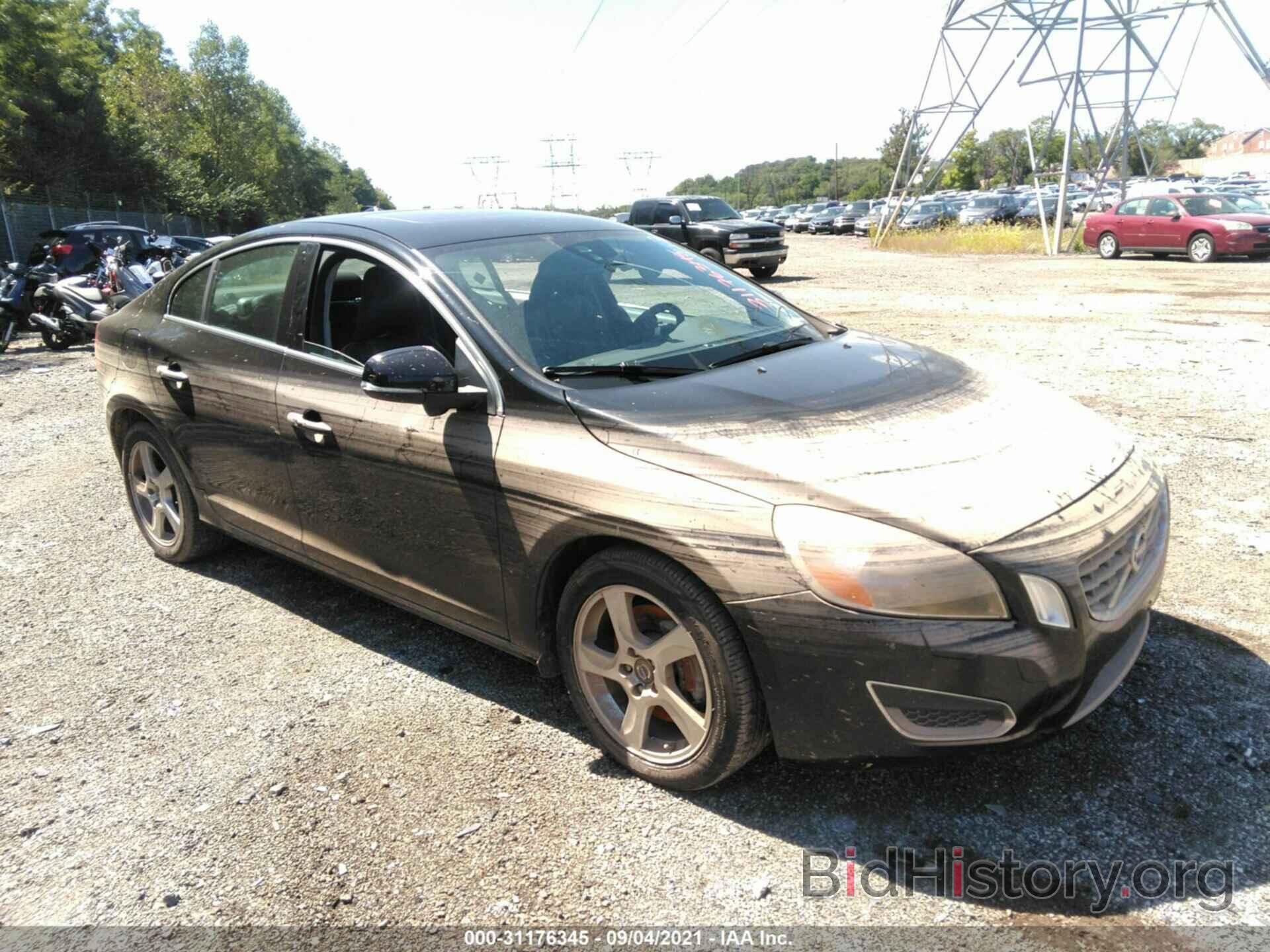 Photo YV1612FH0D2209193 - VOLVO S60 2013