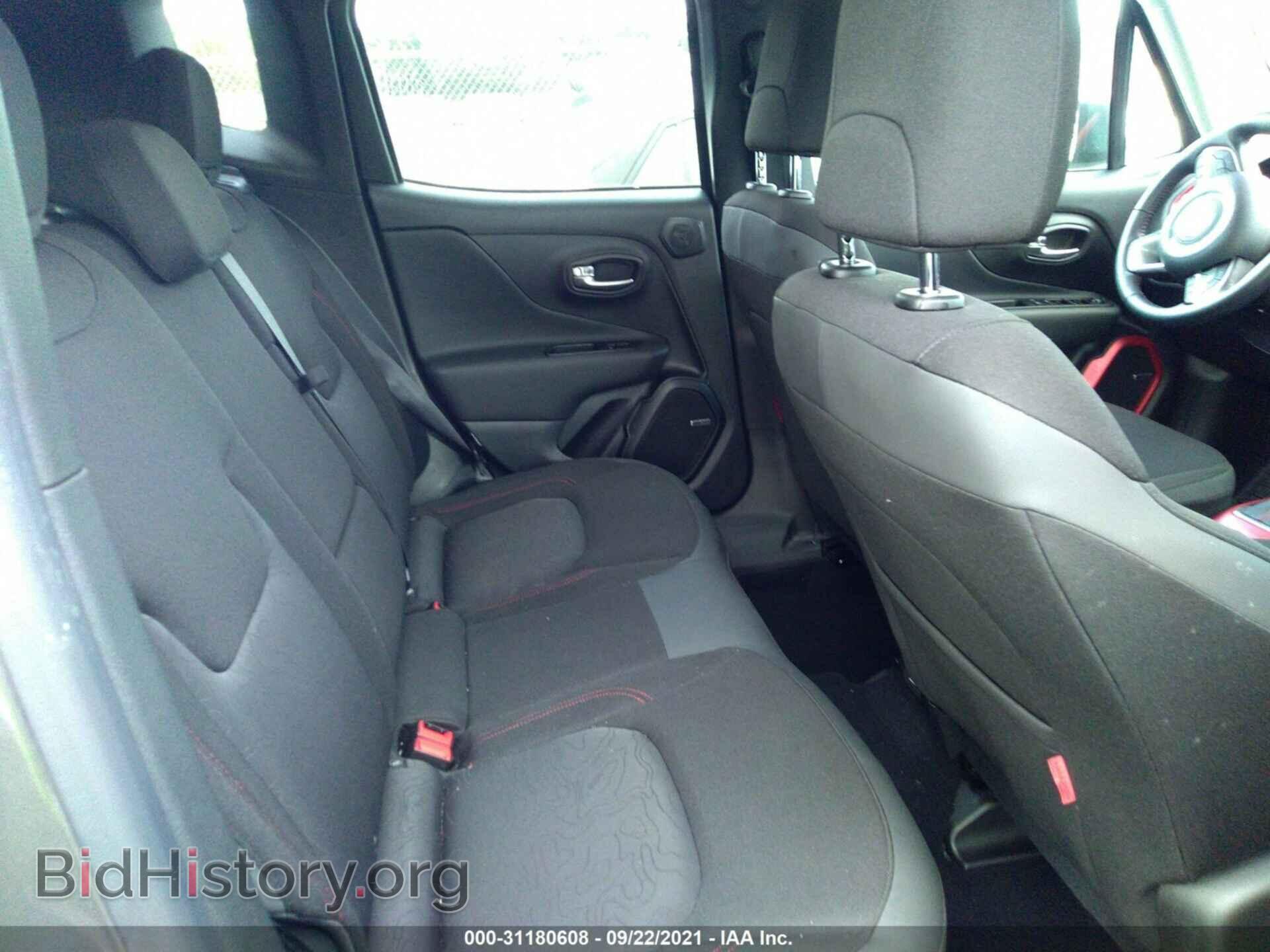 2021 JEEP RENEGADE - VIN: ZACNJDC10MPM26010 - Фото 8