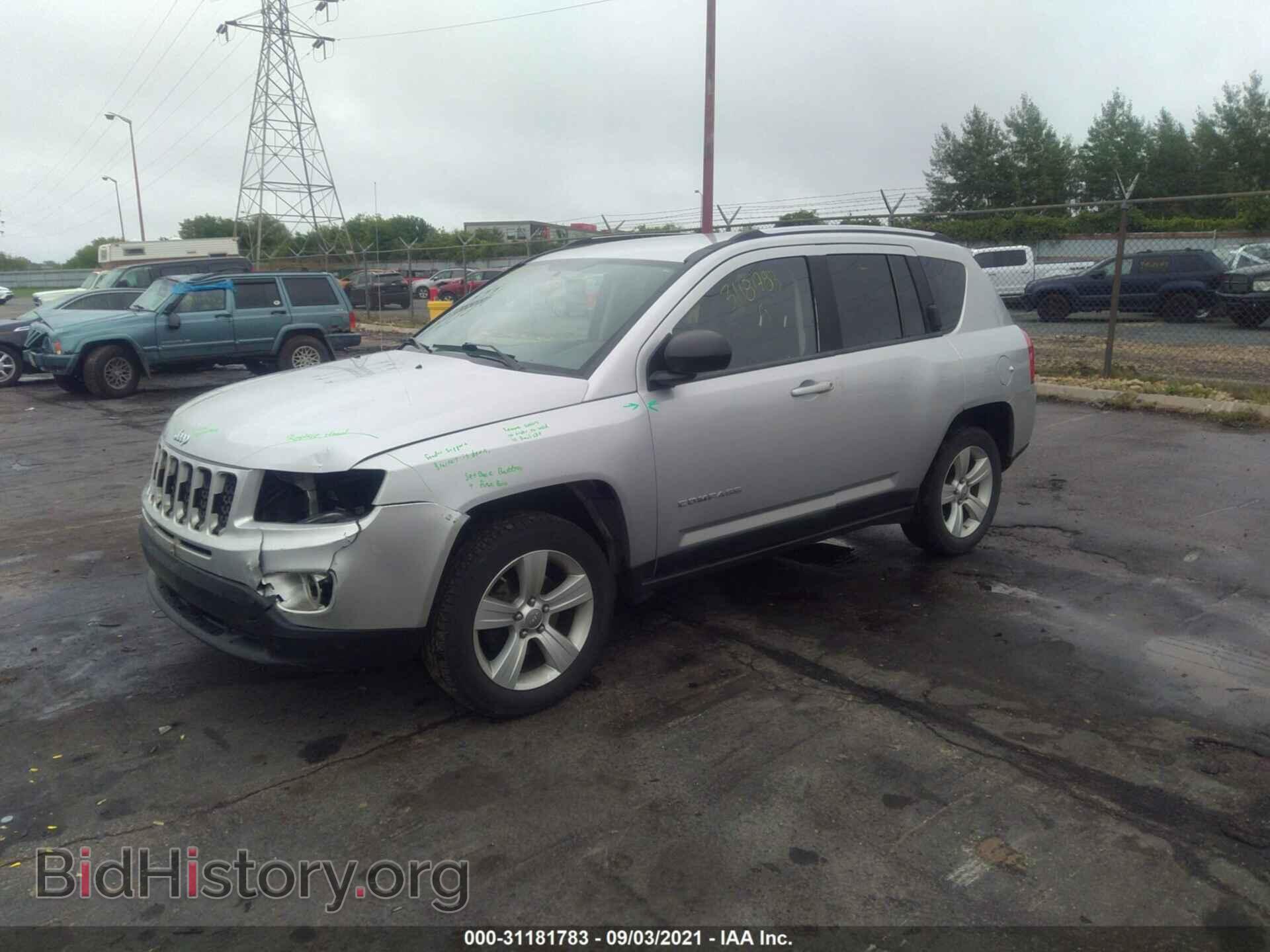 2011 JEEP COMPASS - VIN: 1J4NF1FB1BD215539 - Фото 2