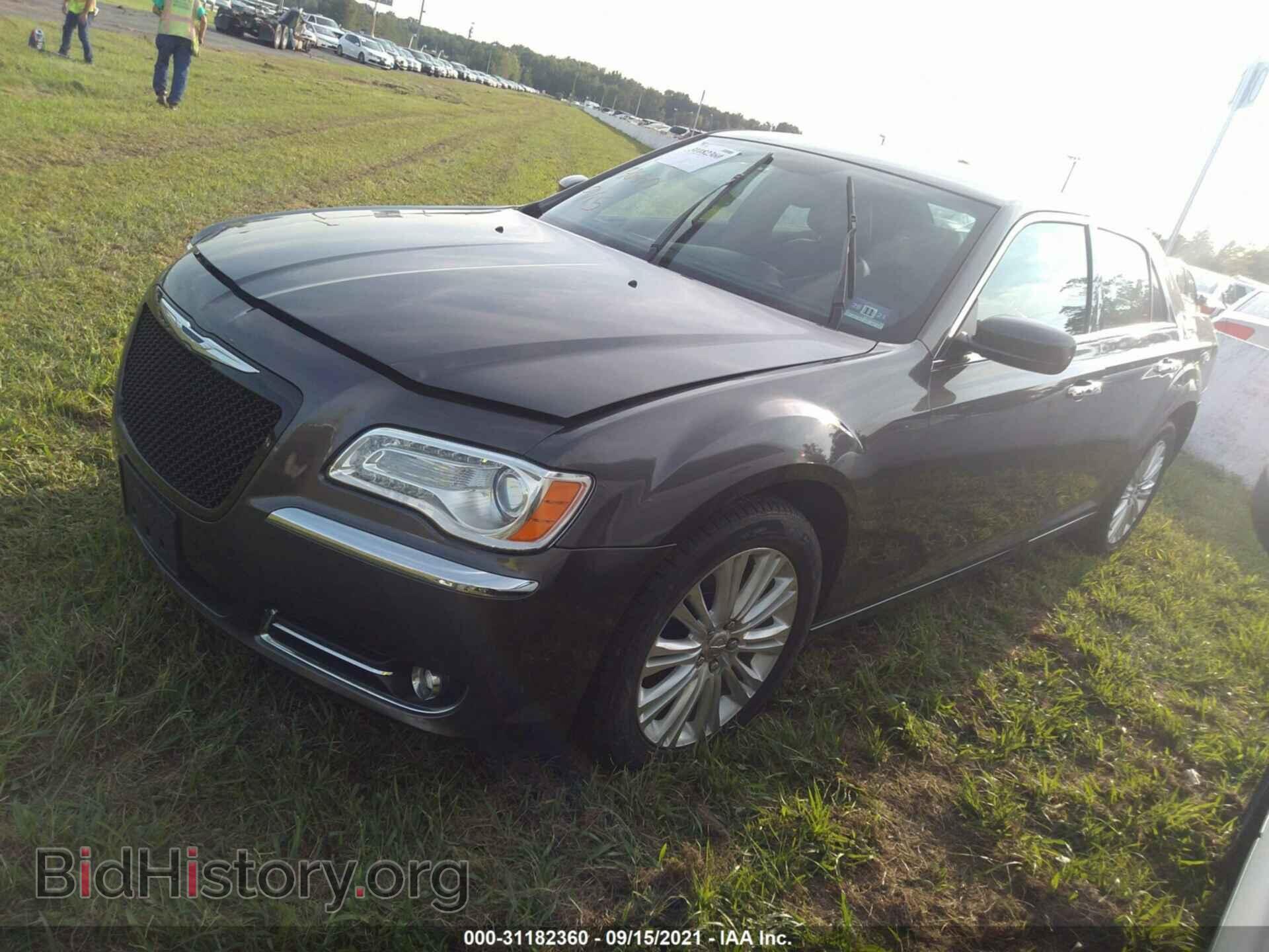 2014 CHRYSLER 300 - VIN: 2C3CCARG5EH221059 - Photo 2