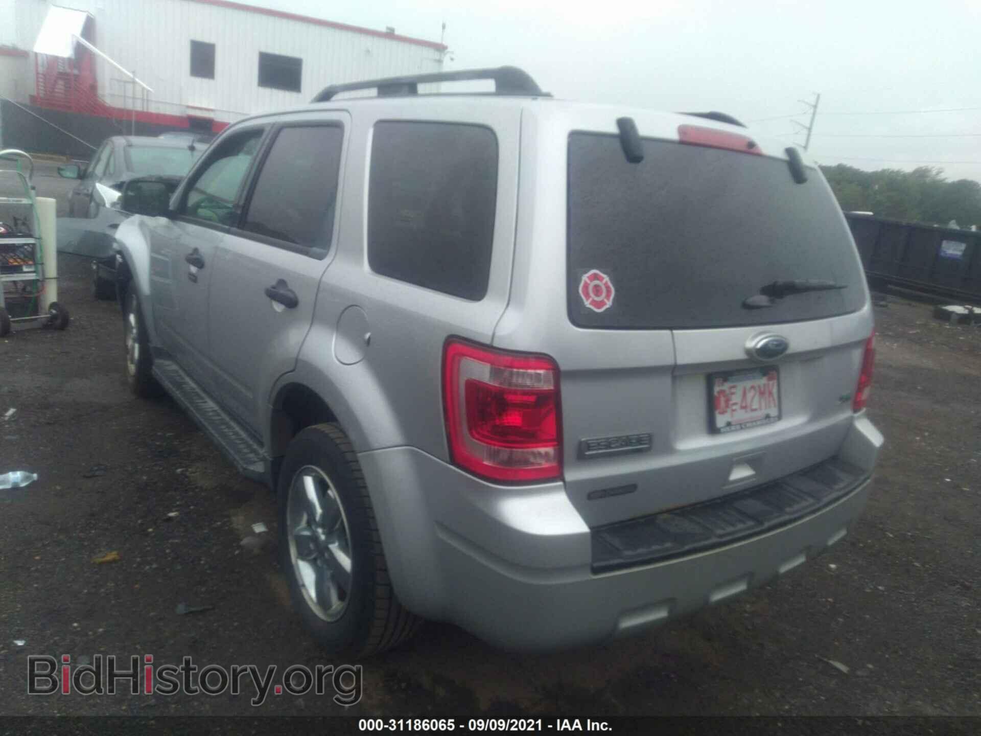 2012 FORD ESCAPE - VIN: 1FMCU9DG8CKC72927 - Фото 3