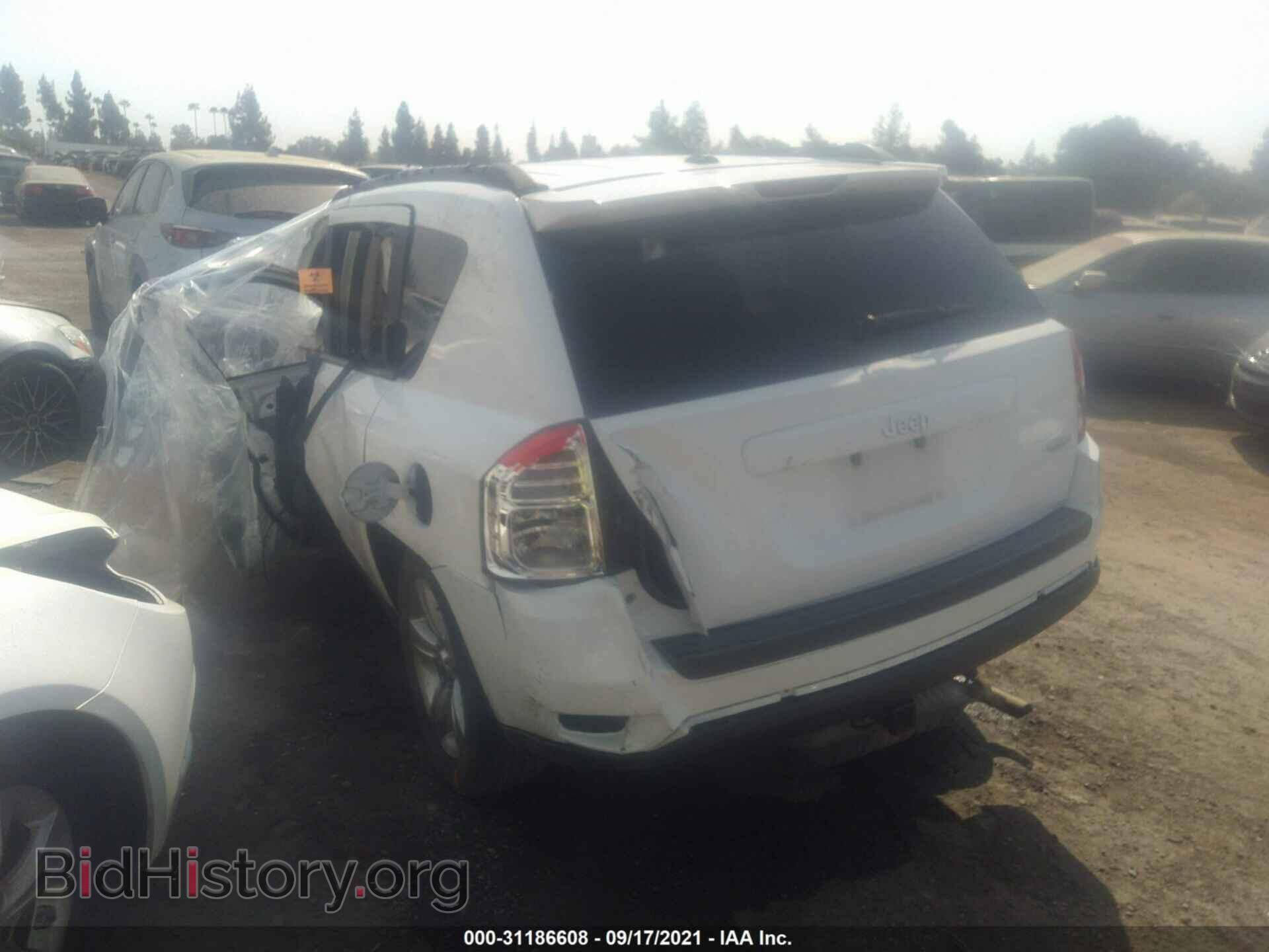 2012 JEEP COMPASS - VIN: 1C4NJCEB0CD554201 - Фото 3
