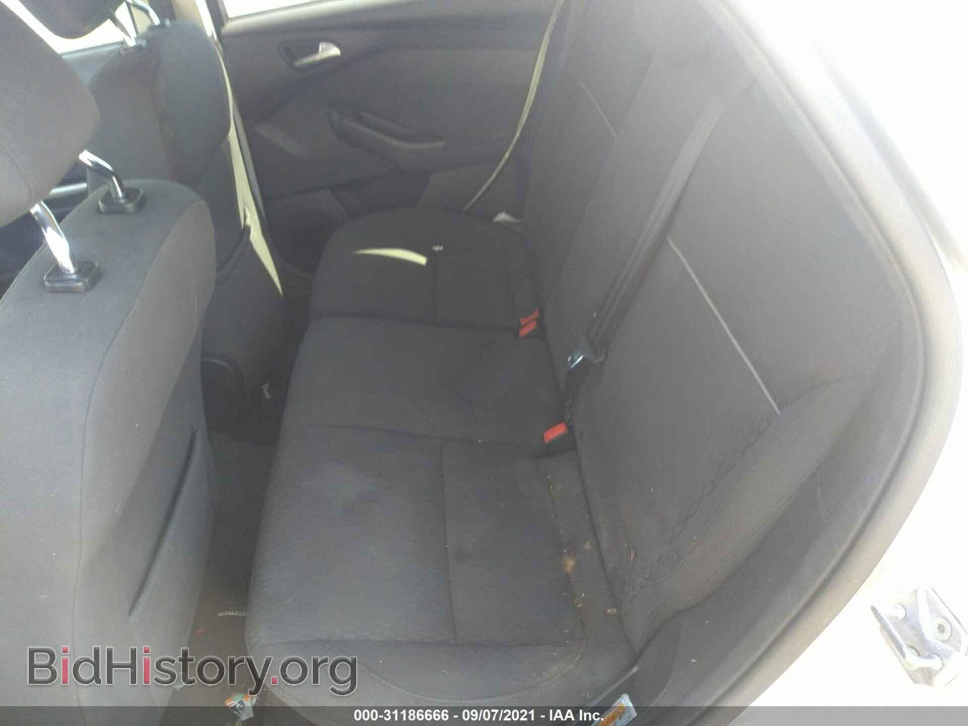 2012 FORD FOCUS - VIN: 1FAHP3M22CL331473 - Photo 8