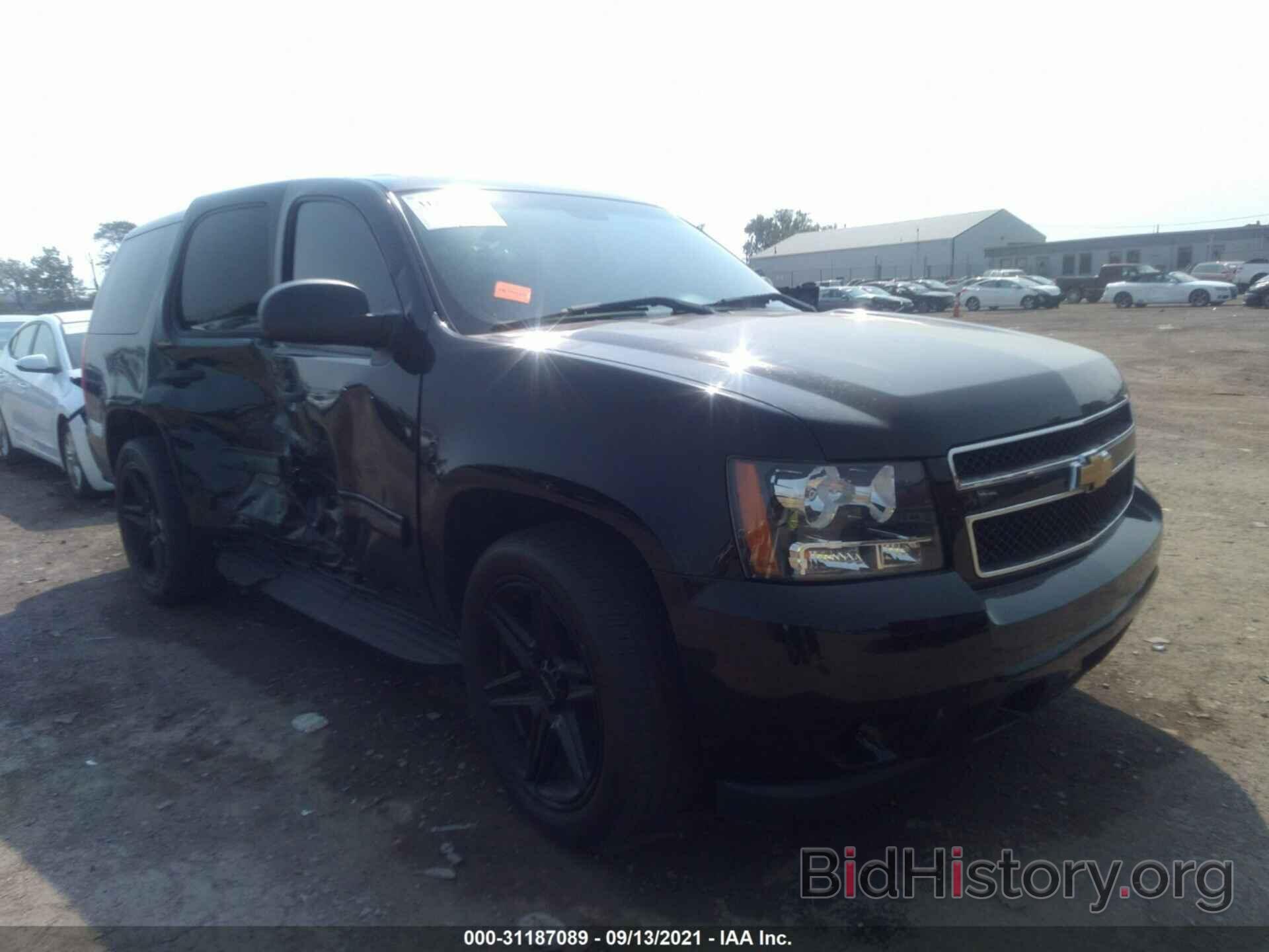 Photo 1GNLC2E09CR276919 - CHEVROLET TAHOE 2012