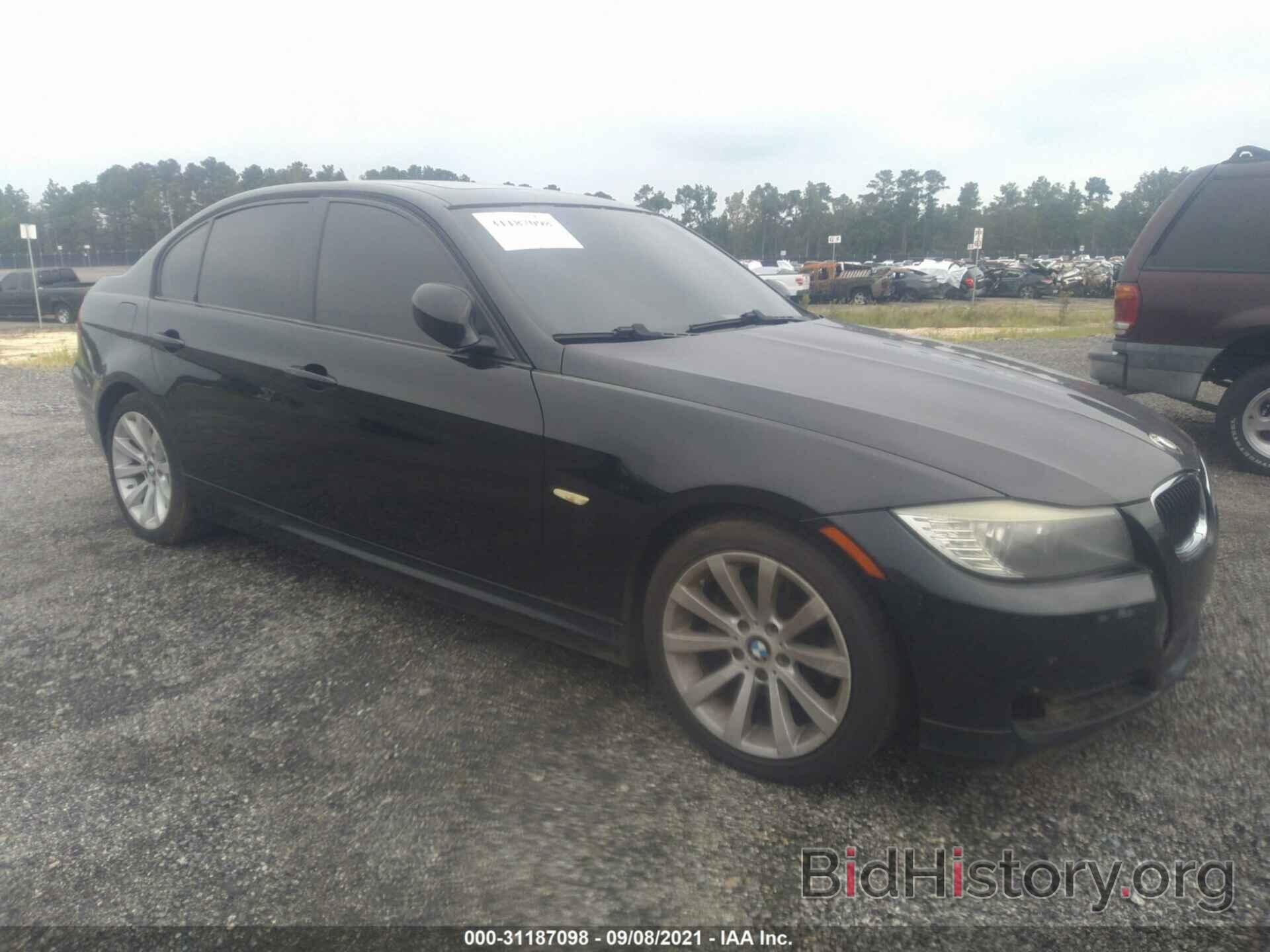 Photo WBAPH77579NL81909 - BMW 3 SERIES 2009