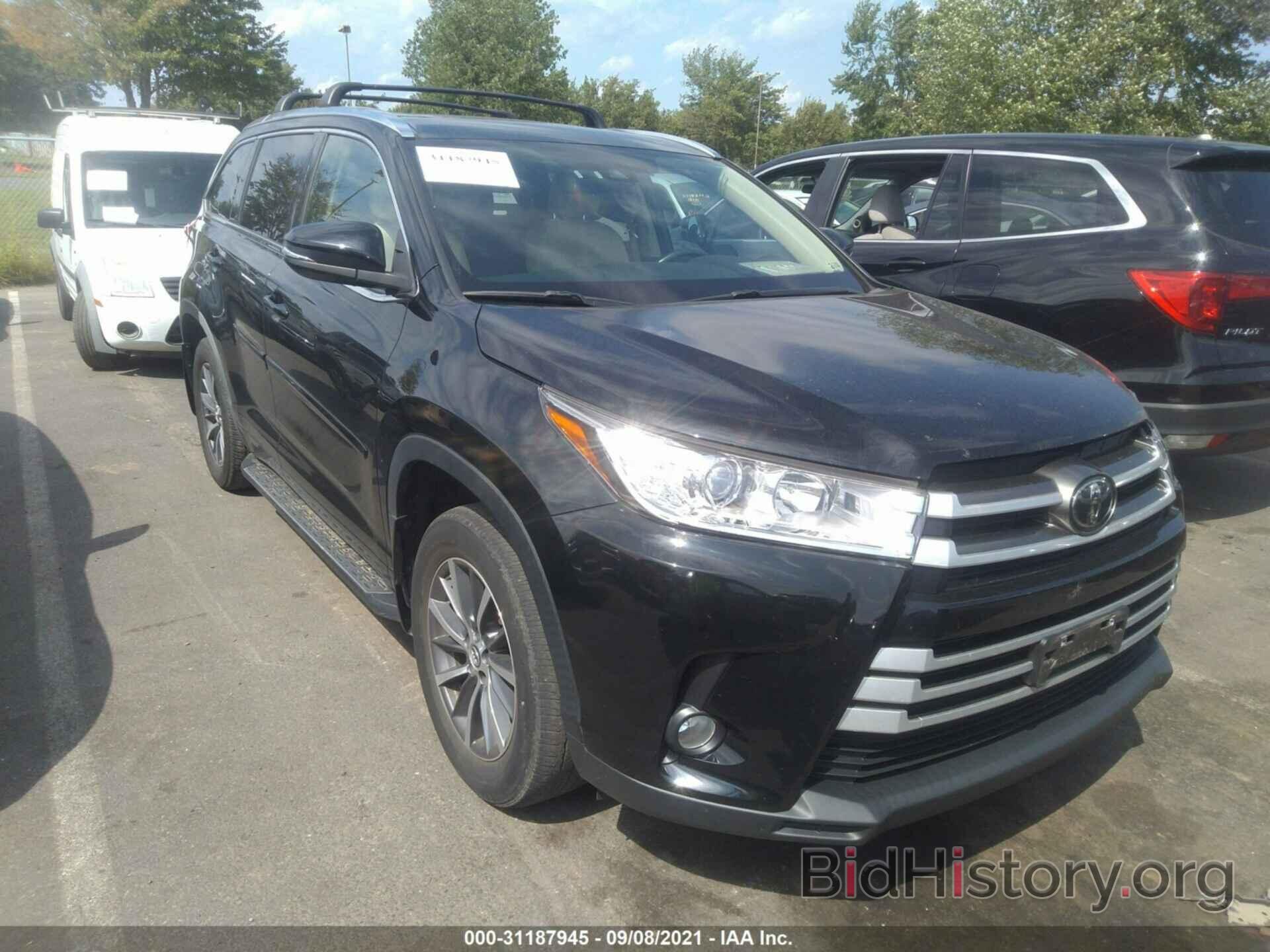 Фотография 5TDJZRFH5HS444558 - TOYOTA HIGHLANDER 2017