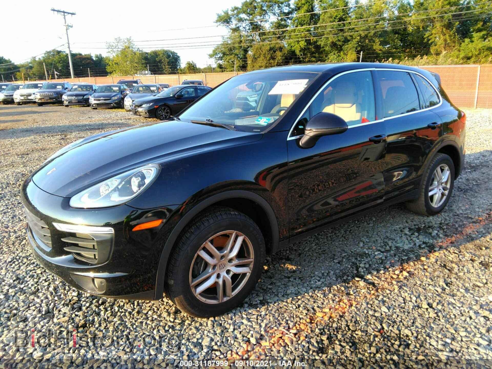 2016 PORSCHE CAYENNE - VIN: WP1AA2A26GLA00752 - Фото 2
